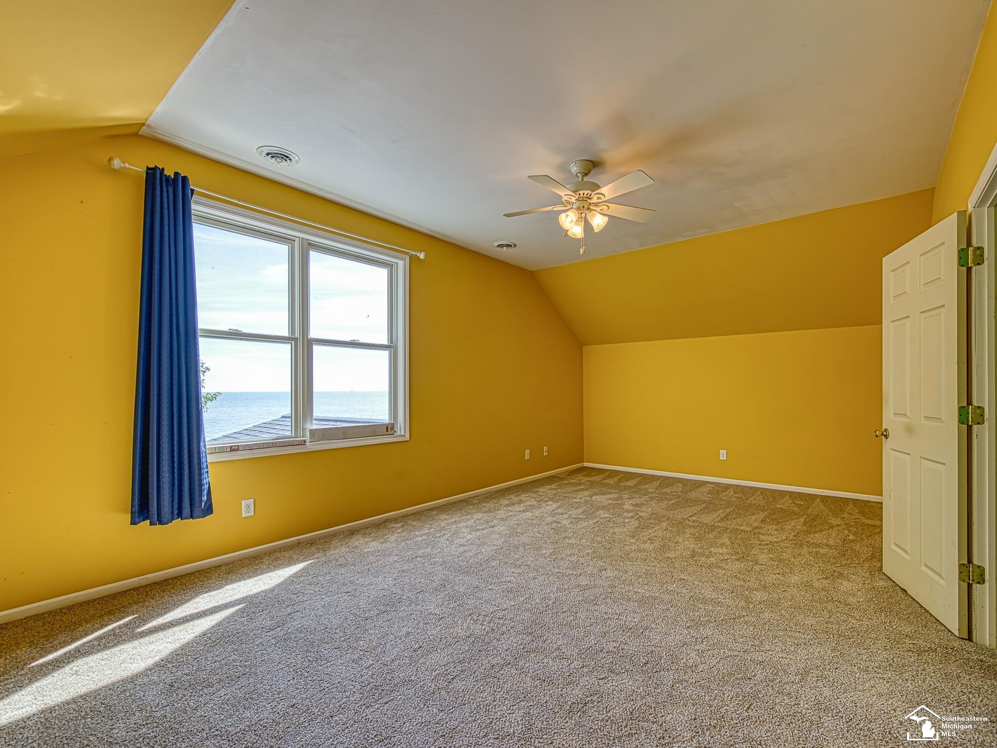 12294 Lakeshore Drive