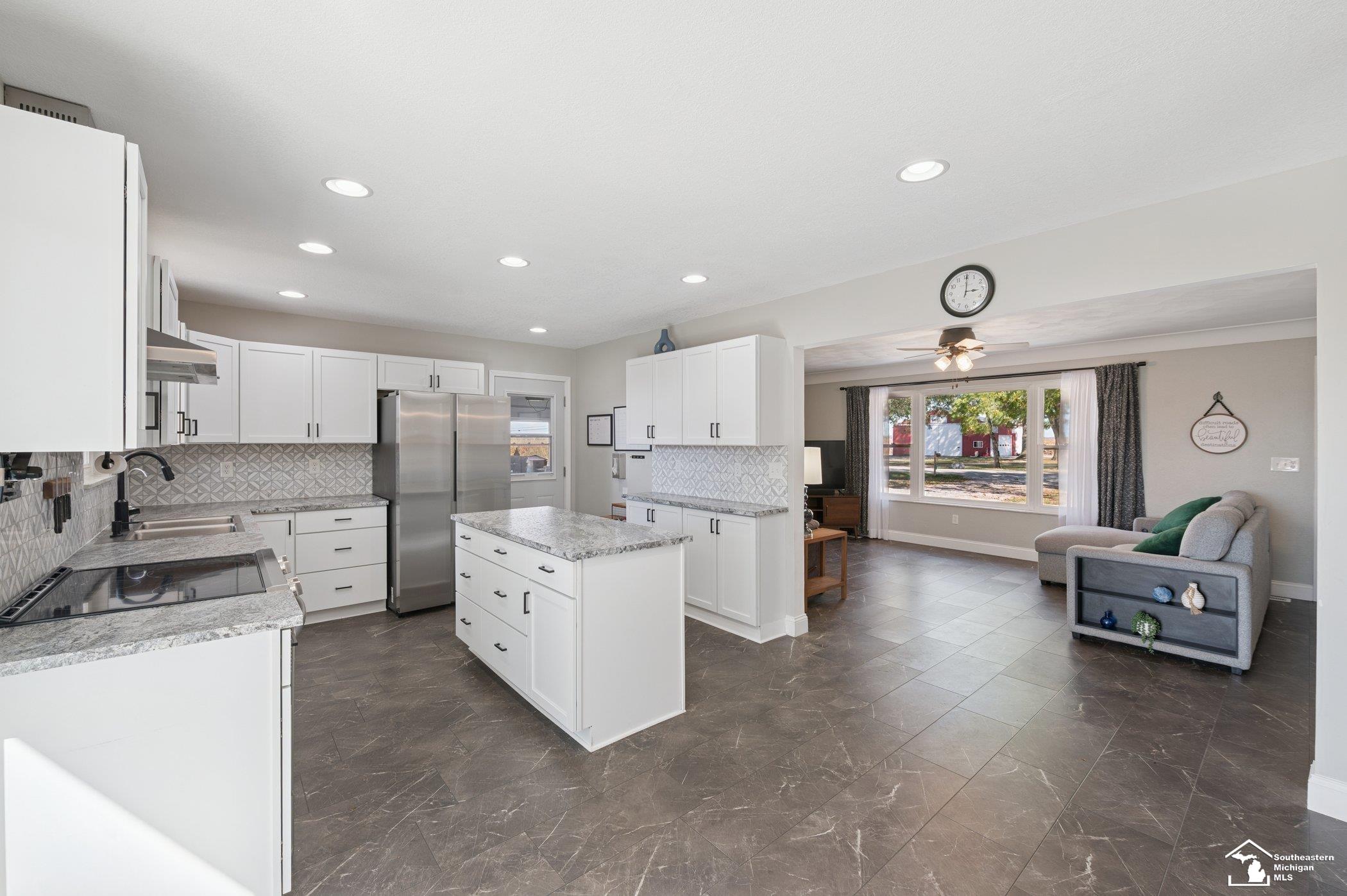 7555 Sylvania Petersburg Road