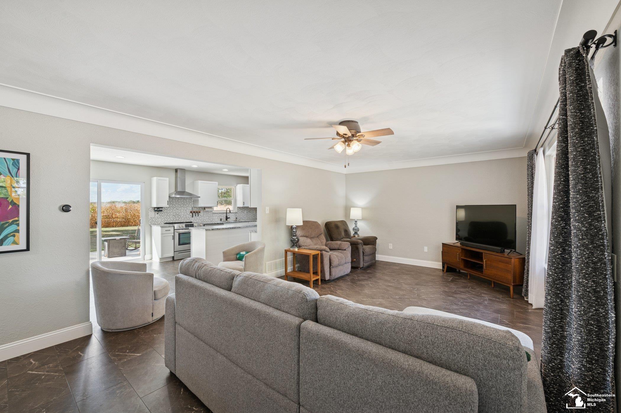 7555 Sylvania Petersburg Road