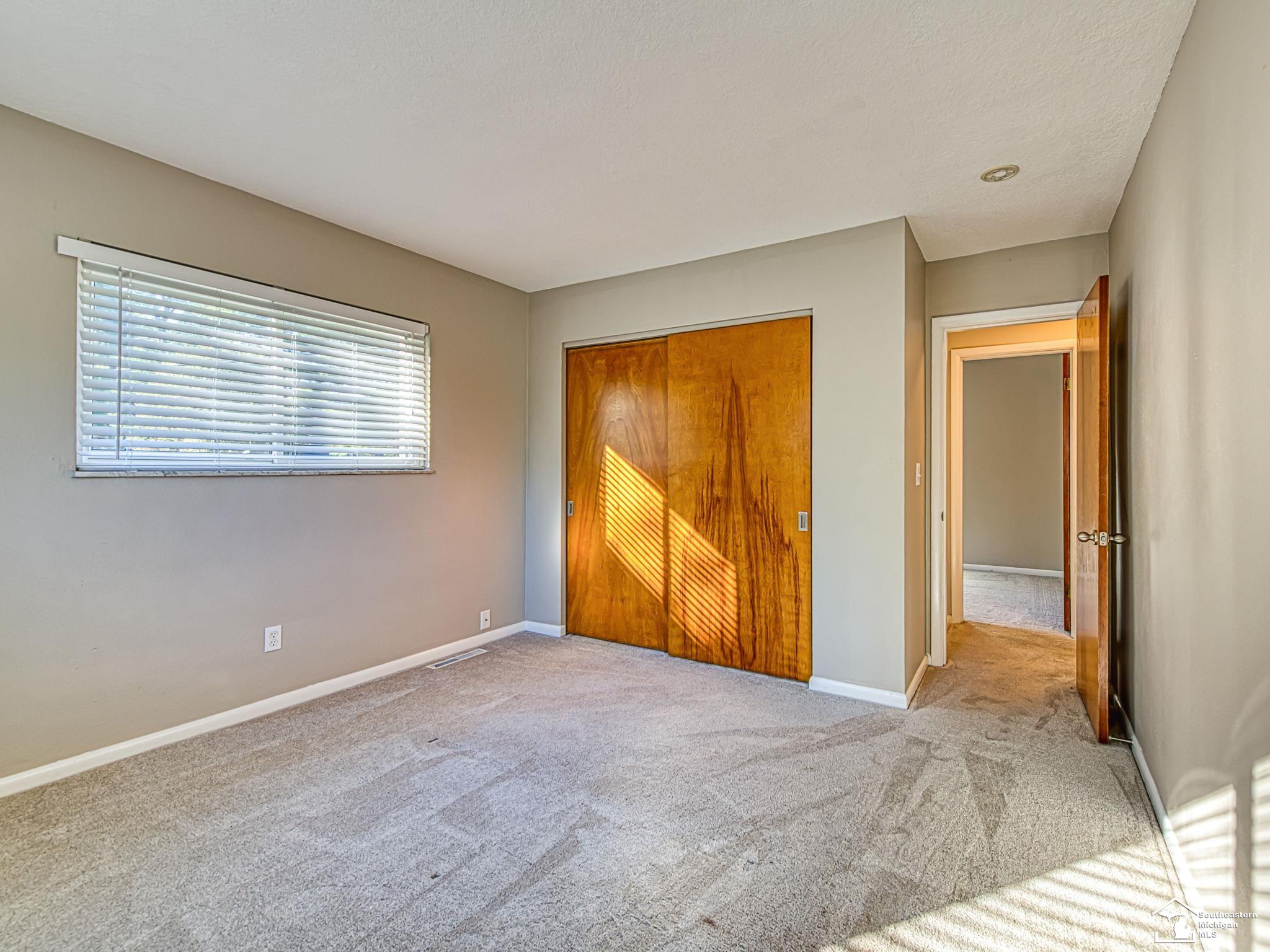 2863 Wiltshire Drive
