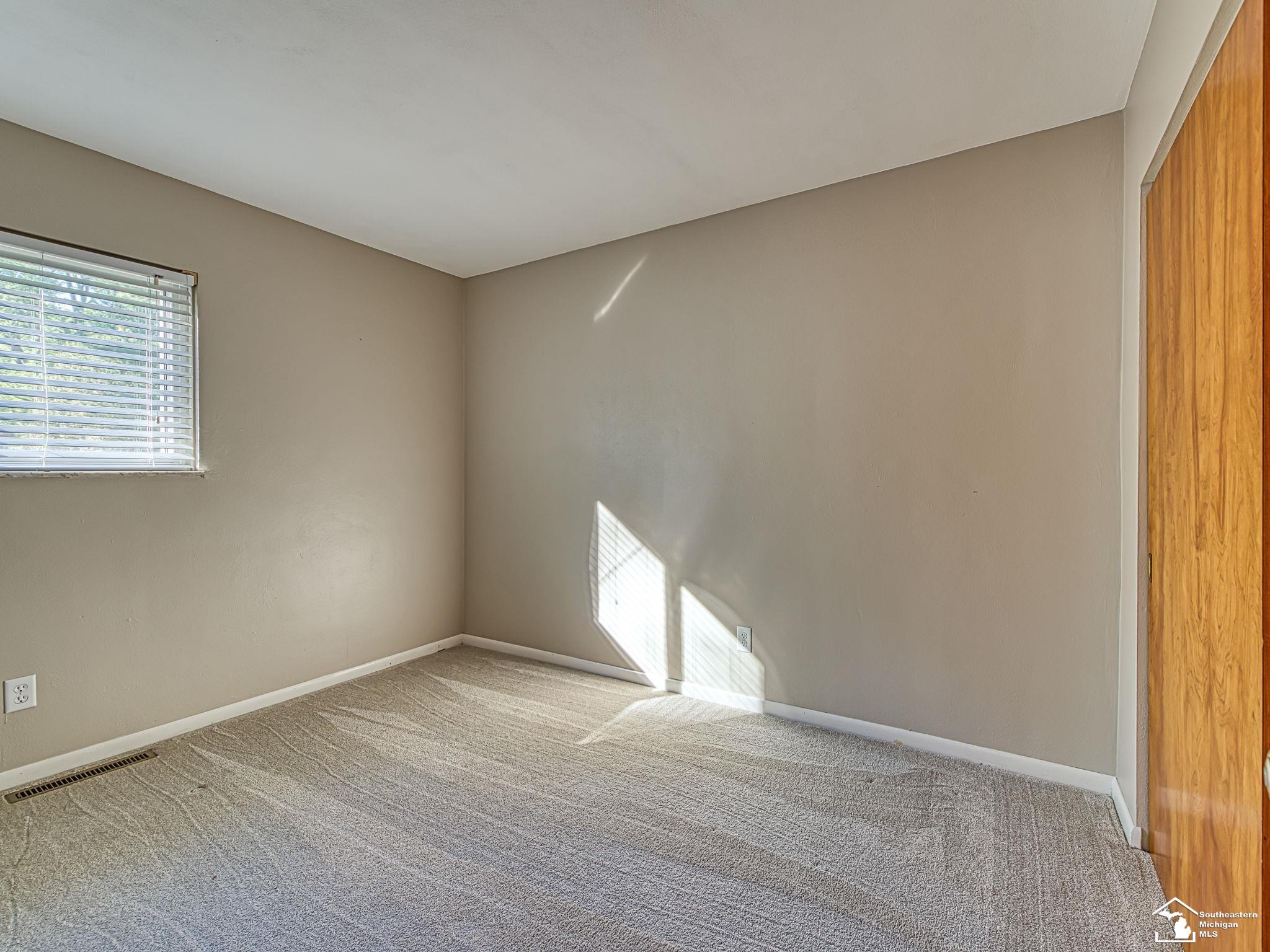 2863 Wiltshire Drive