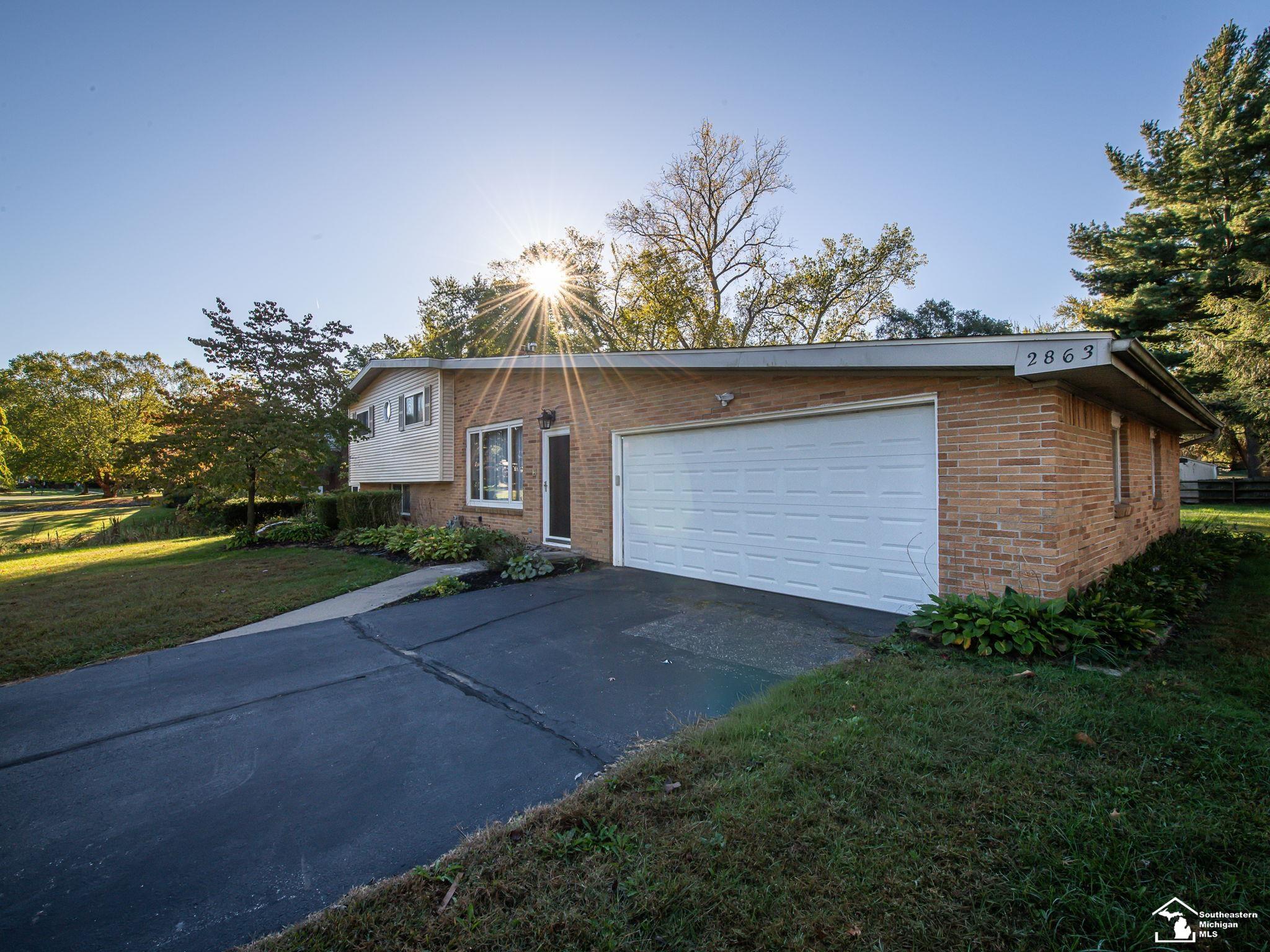 2863 Wiltshire Drive