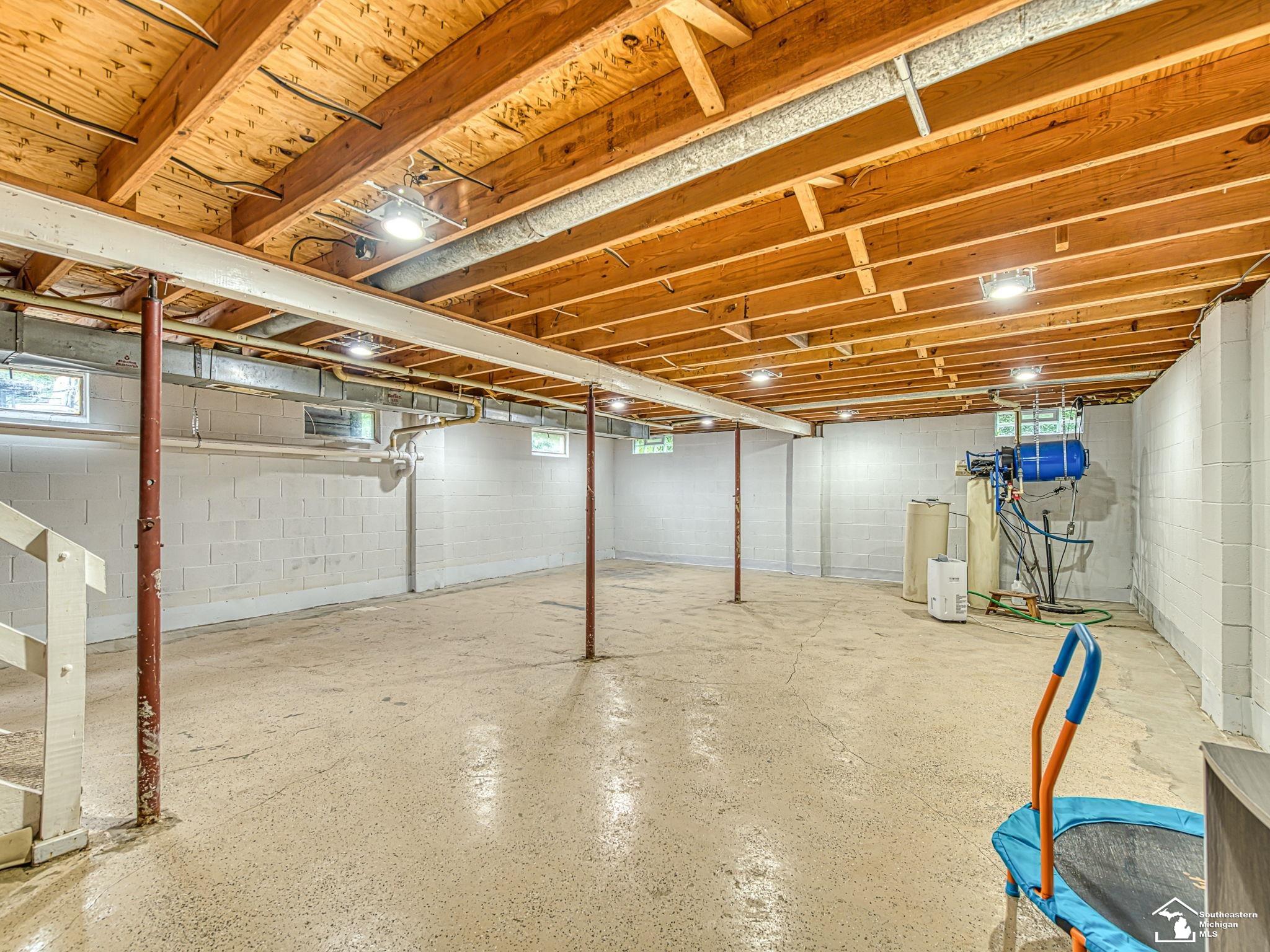 7325 Jackman Road