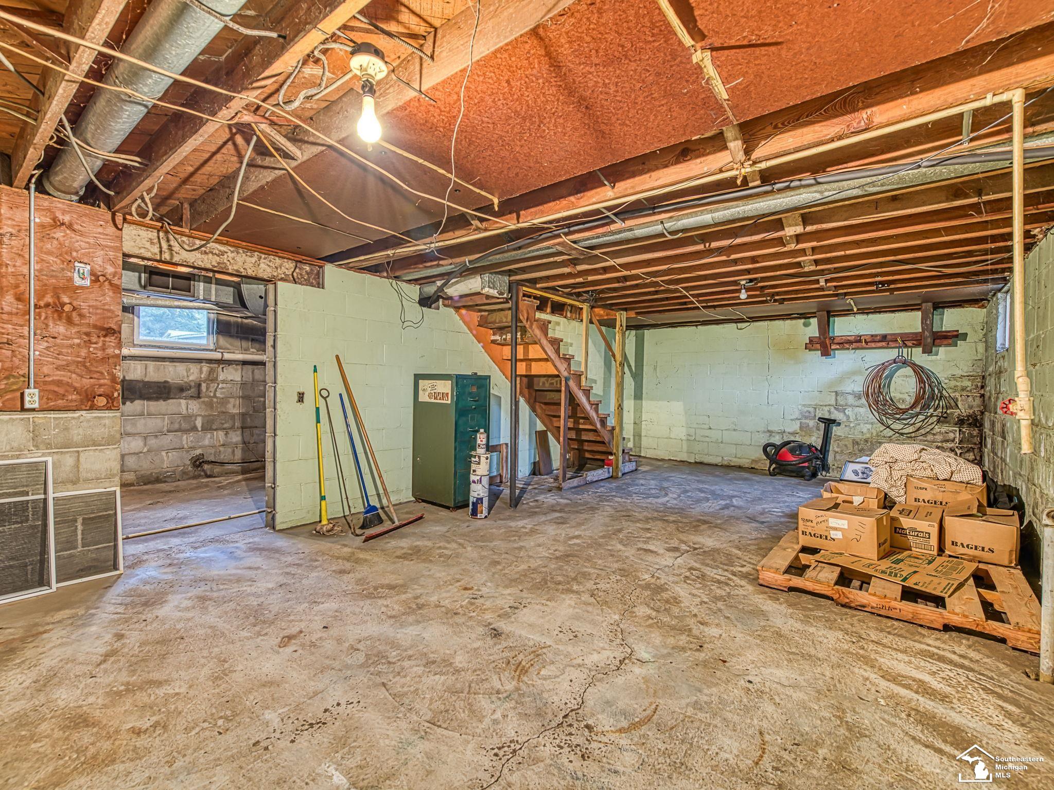138 W Madison Street