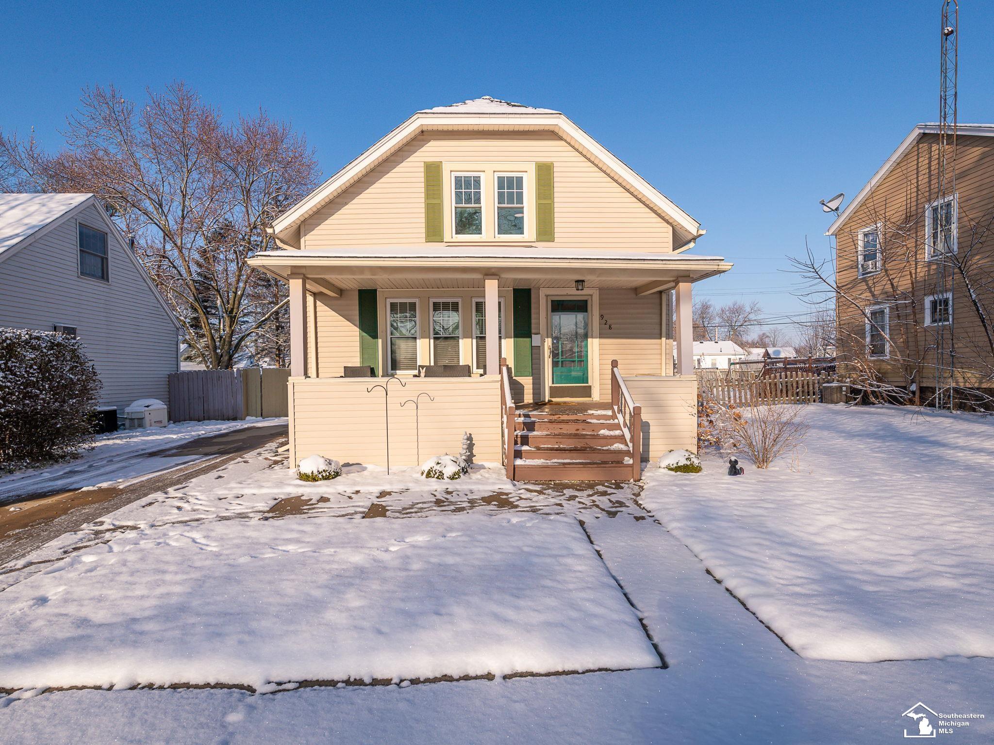 928 Wolverine Avenue