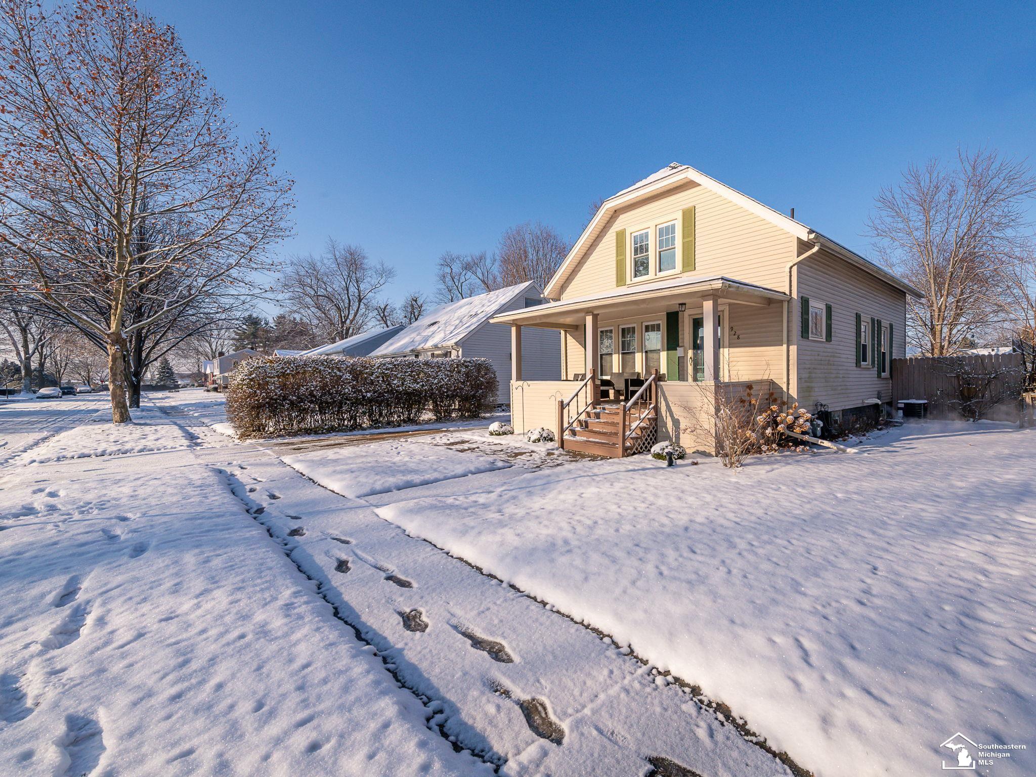 928 Wolverine Avenue