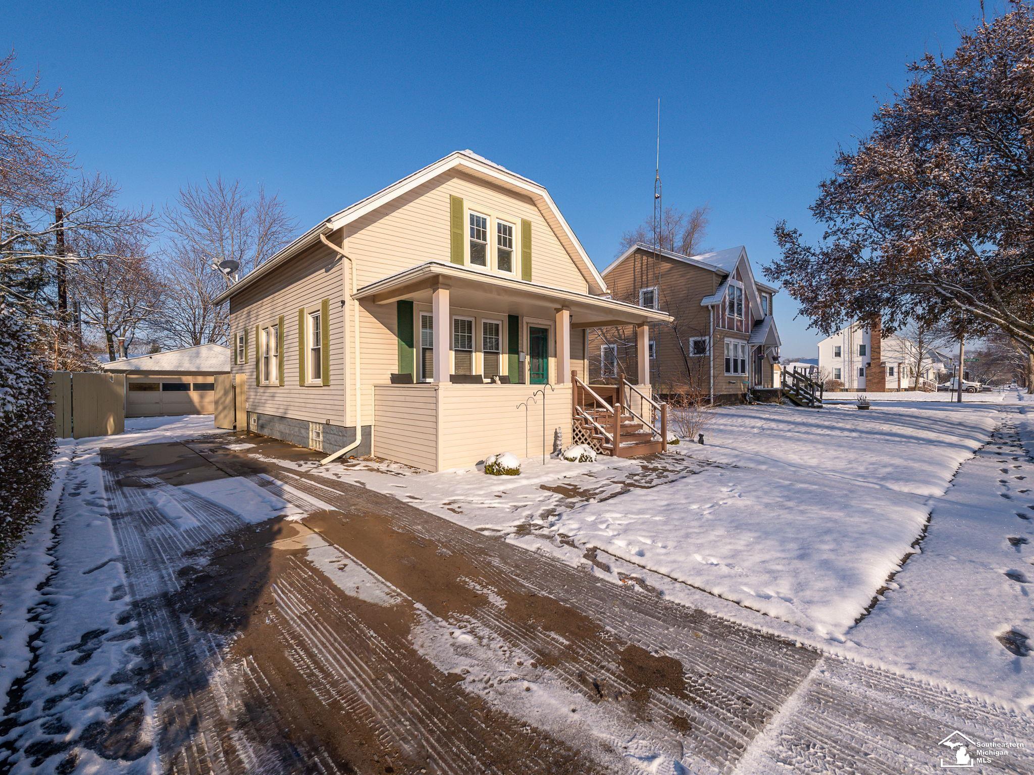 928 Wolverine Avenue
