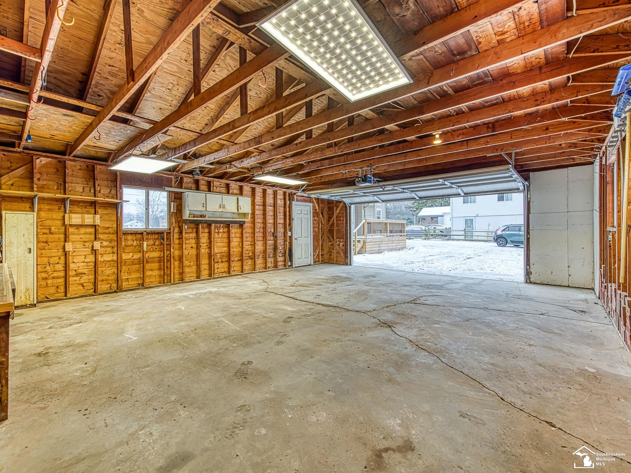 3157 Maplewood Avenue