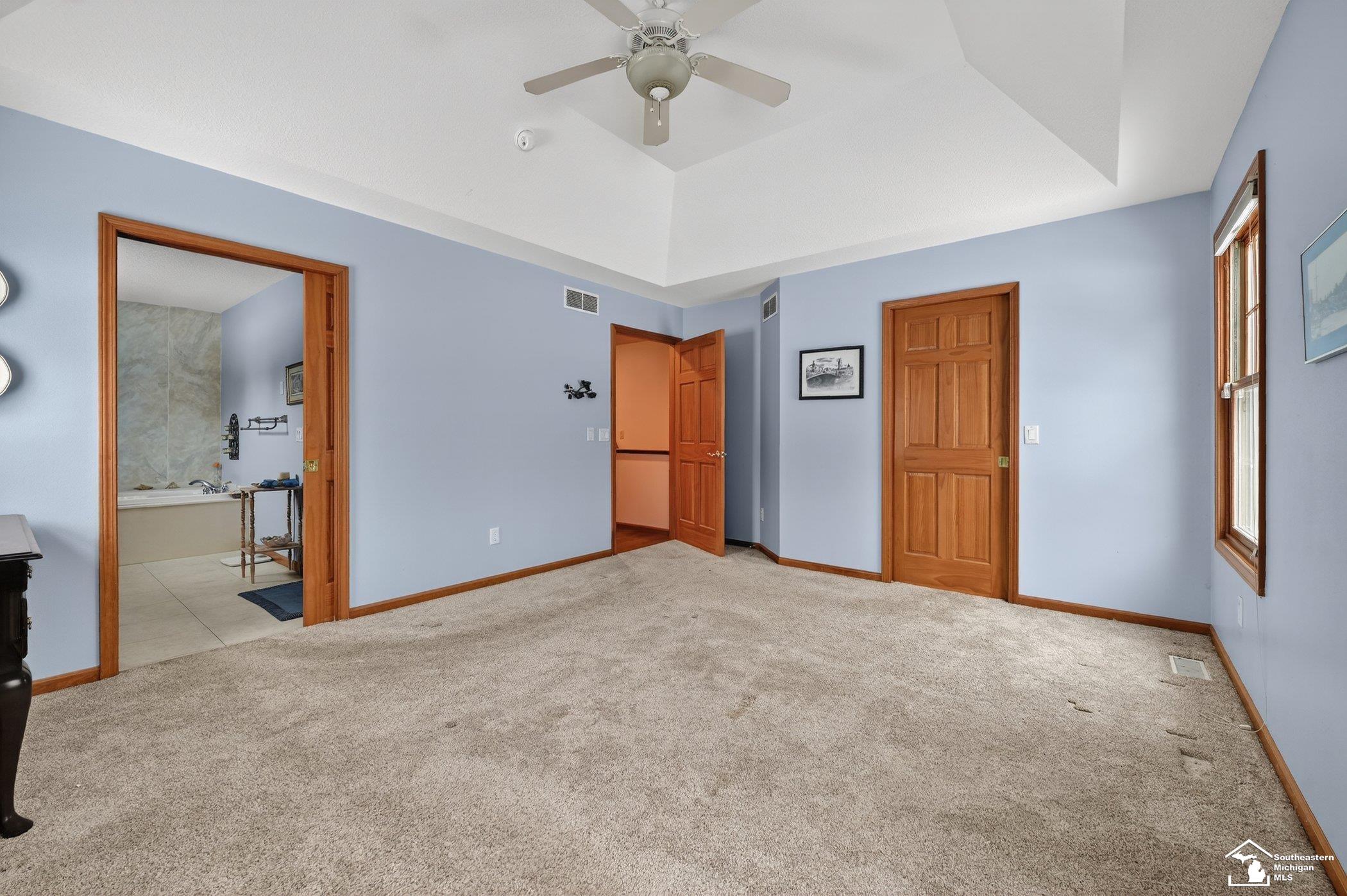 3830 Coachman Drive