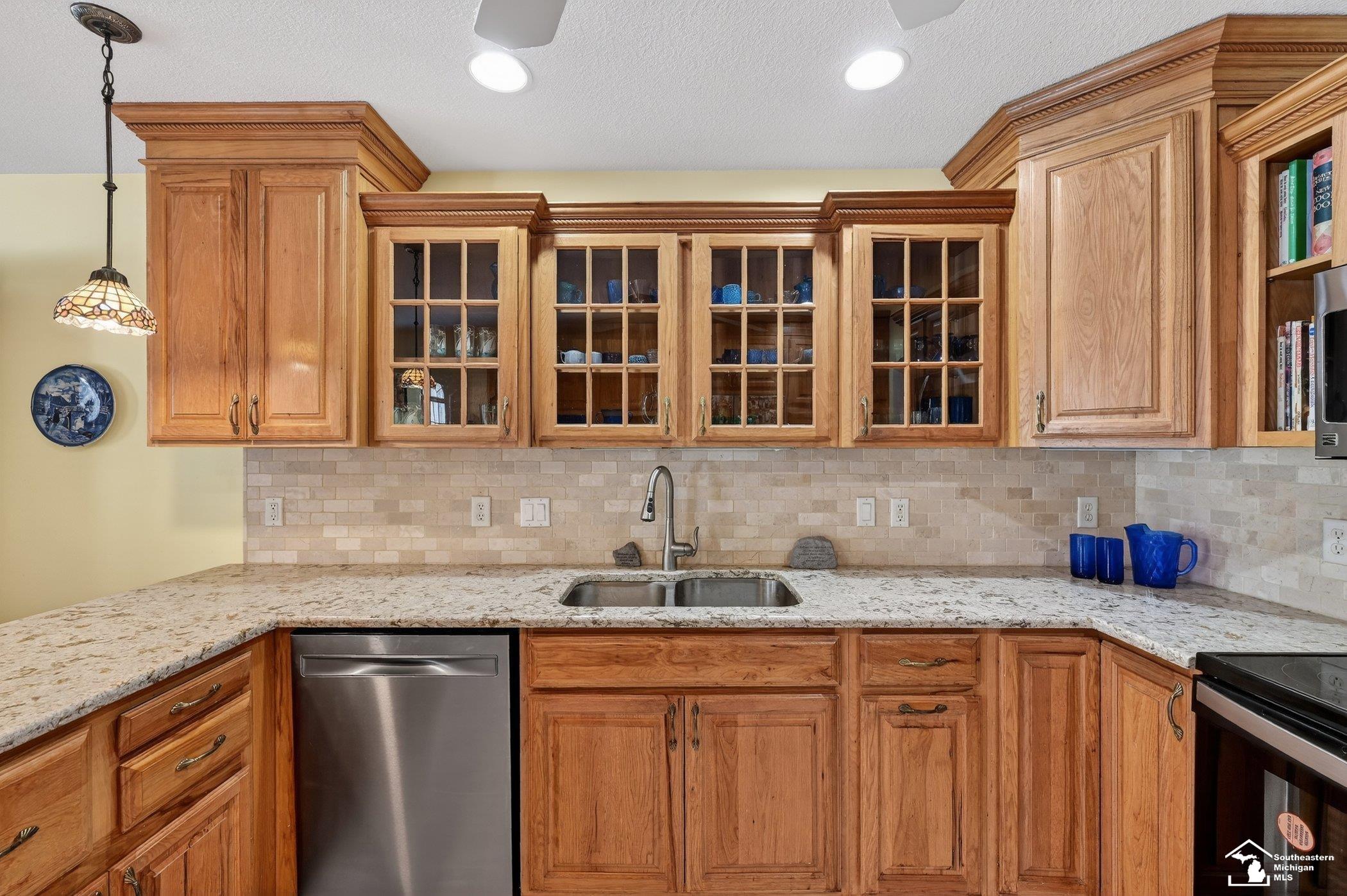 3830 Coachman Drive
