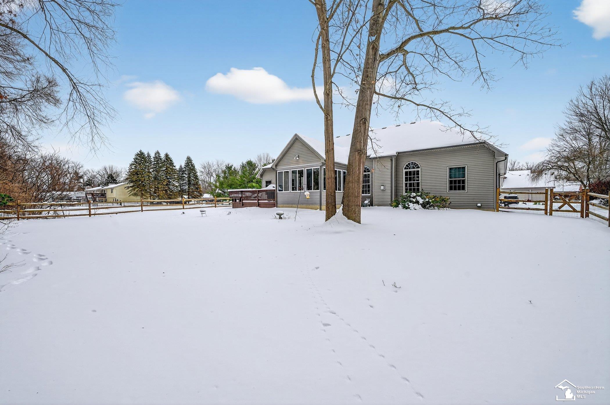 3830 Coachman Drive