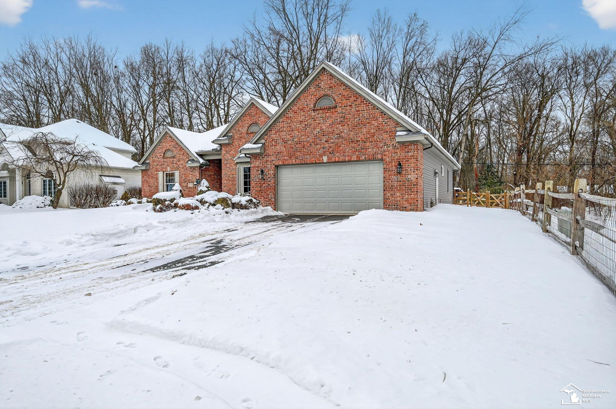 3830 Coachman Drive