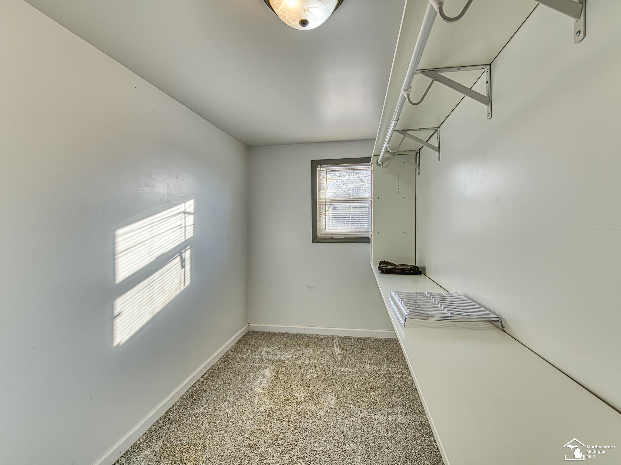 4181 Wells Road