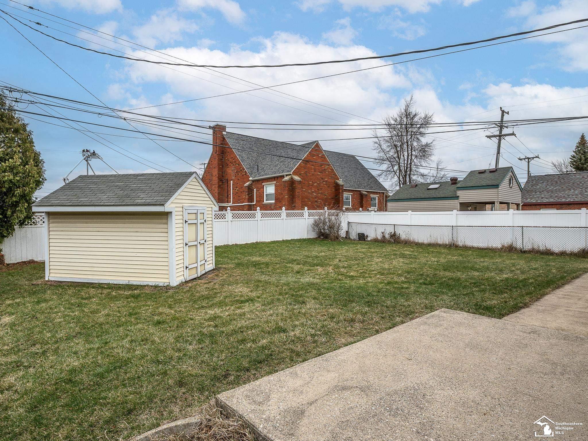 469 Bentley Drive