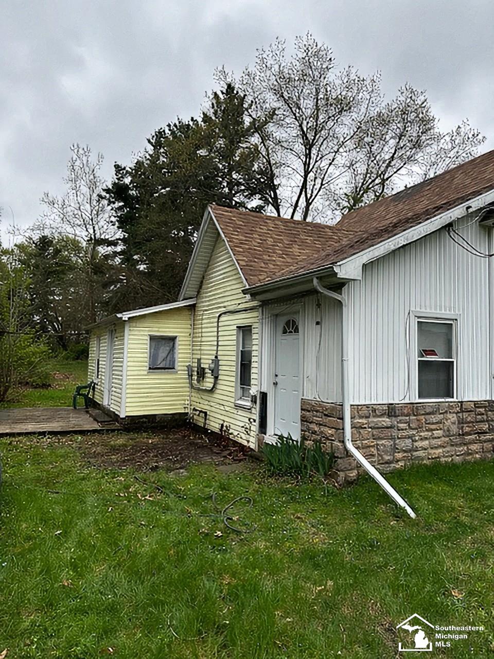 12933 Lulu Road