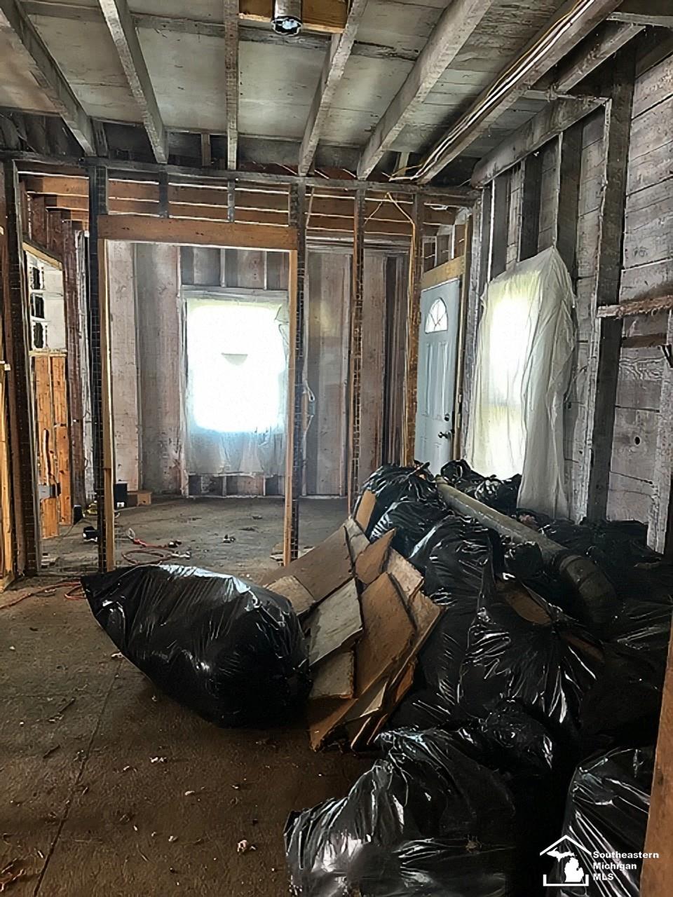 12933 Lulu Road