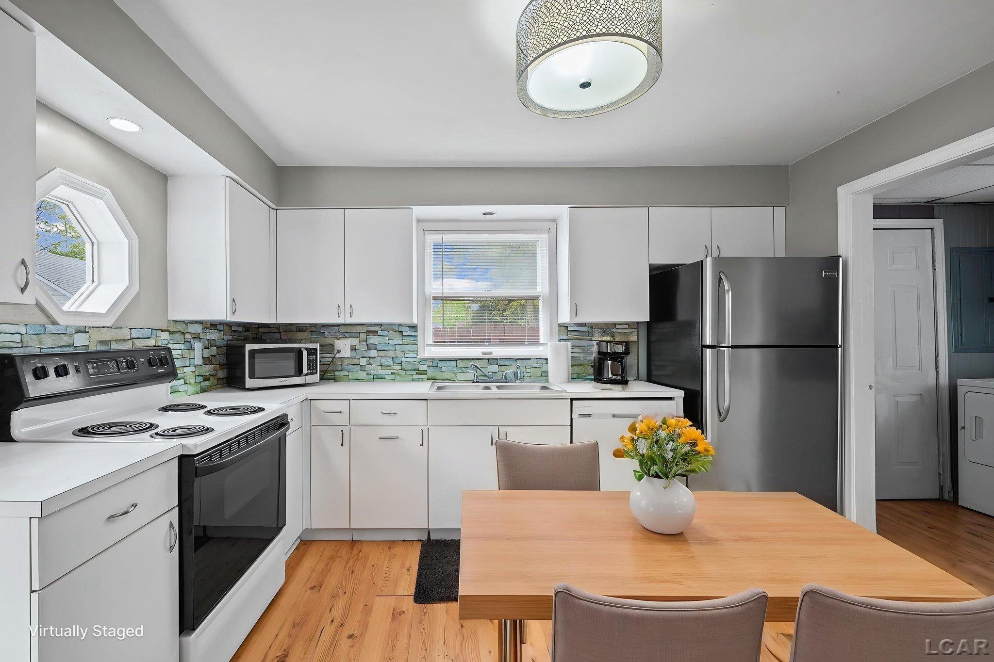 106 W Walnut Street