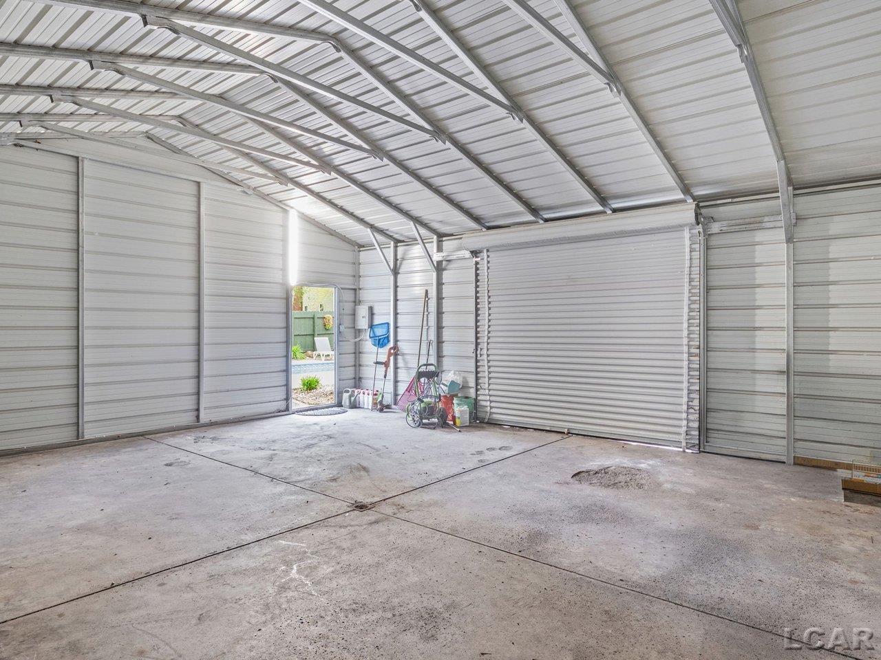 106 W Walnut Street