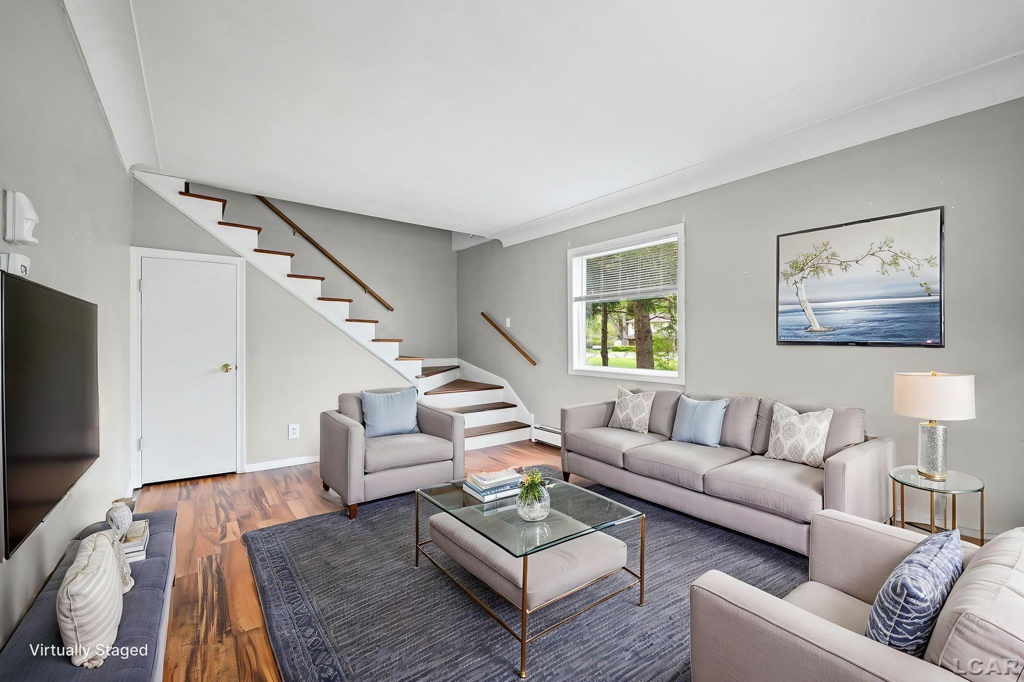 106 W Walnut Street