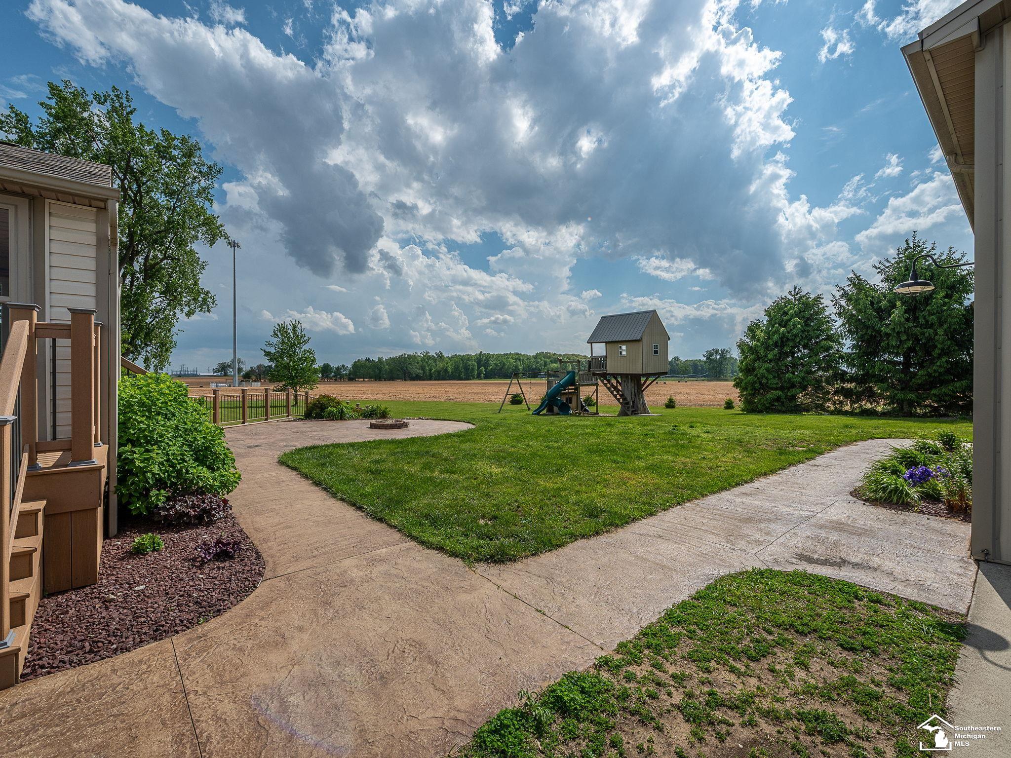 4648 S County Line Highway