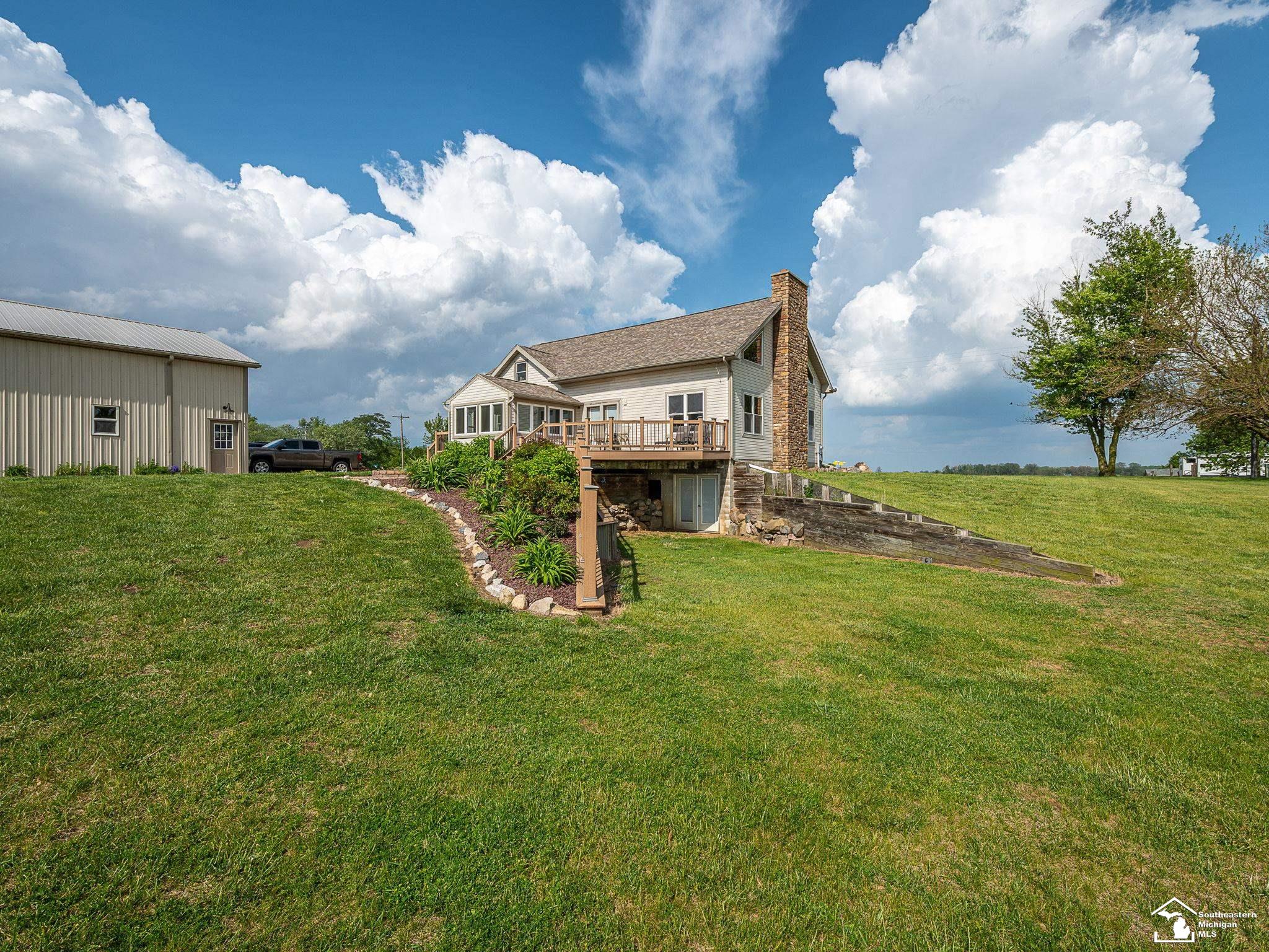 4648 S County Line Highway