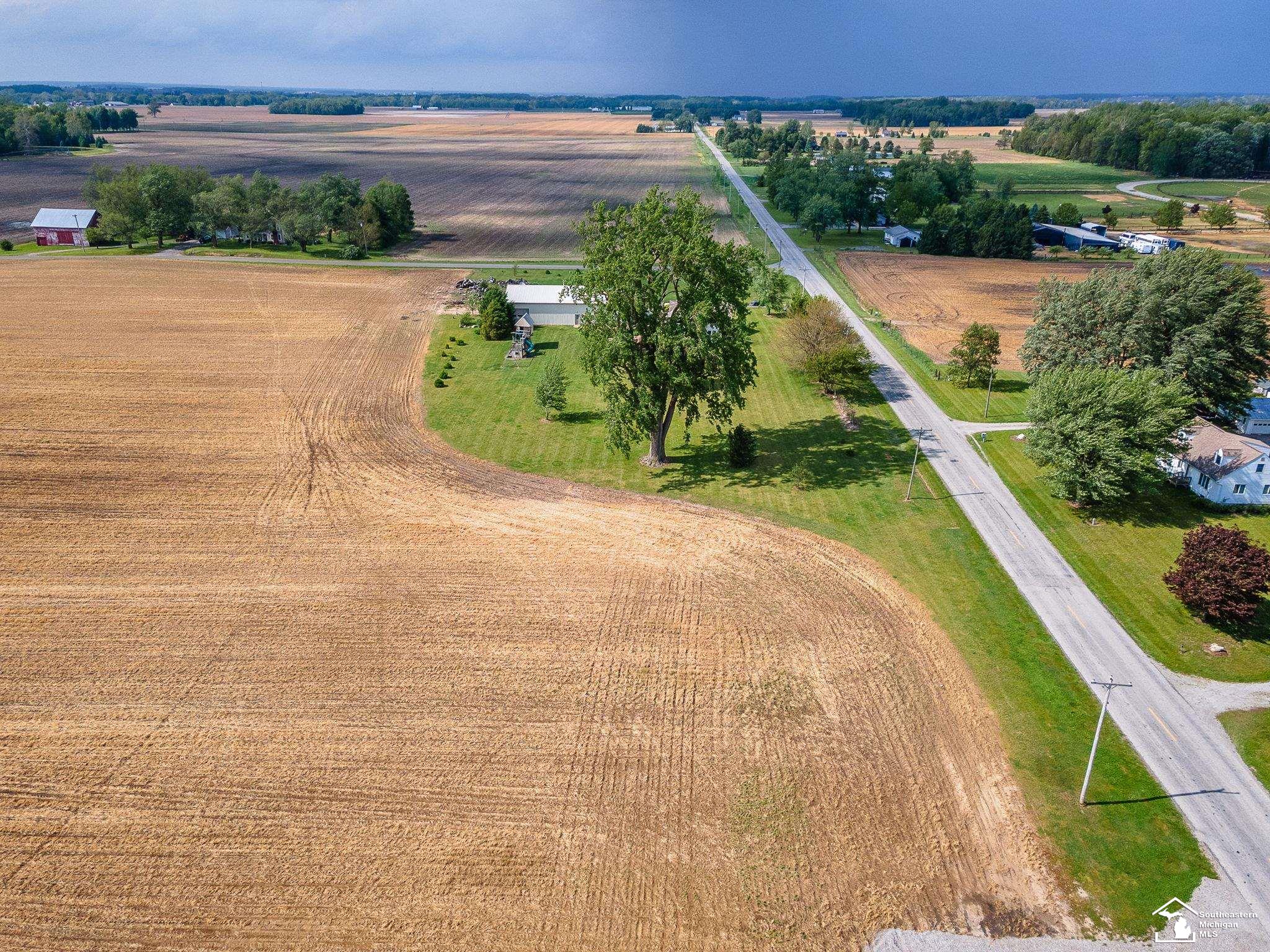 4648 S County Line Highway