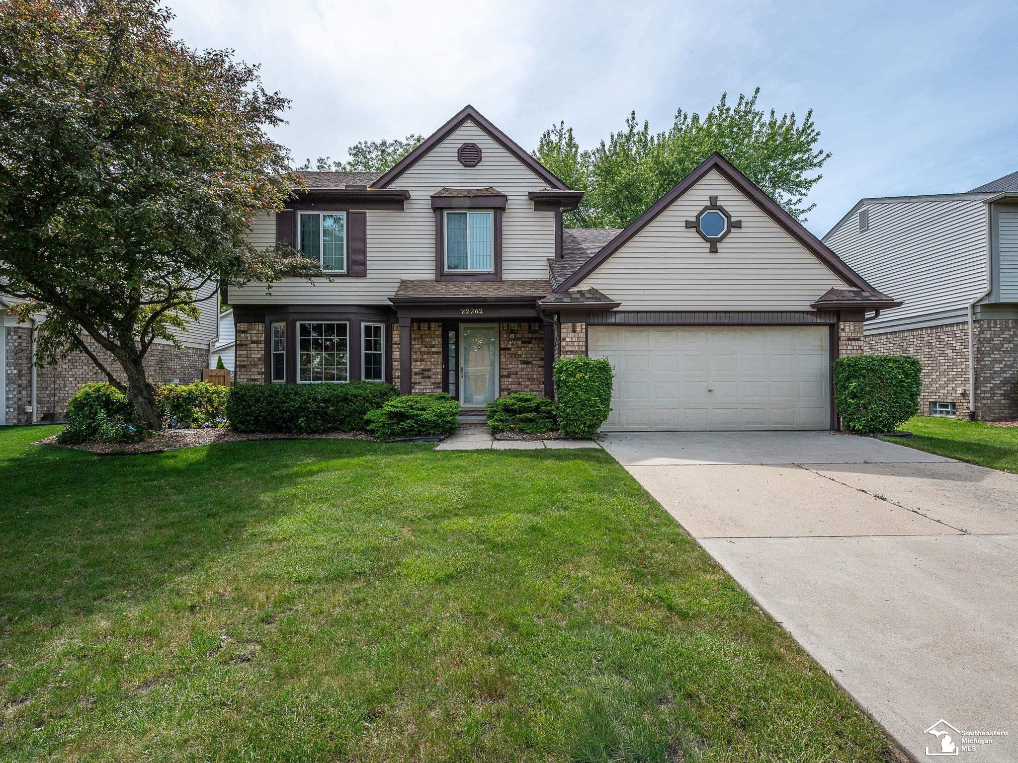 22262 Sherwood Lane