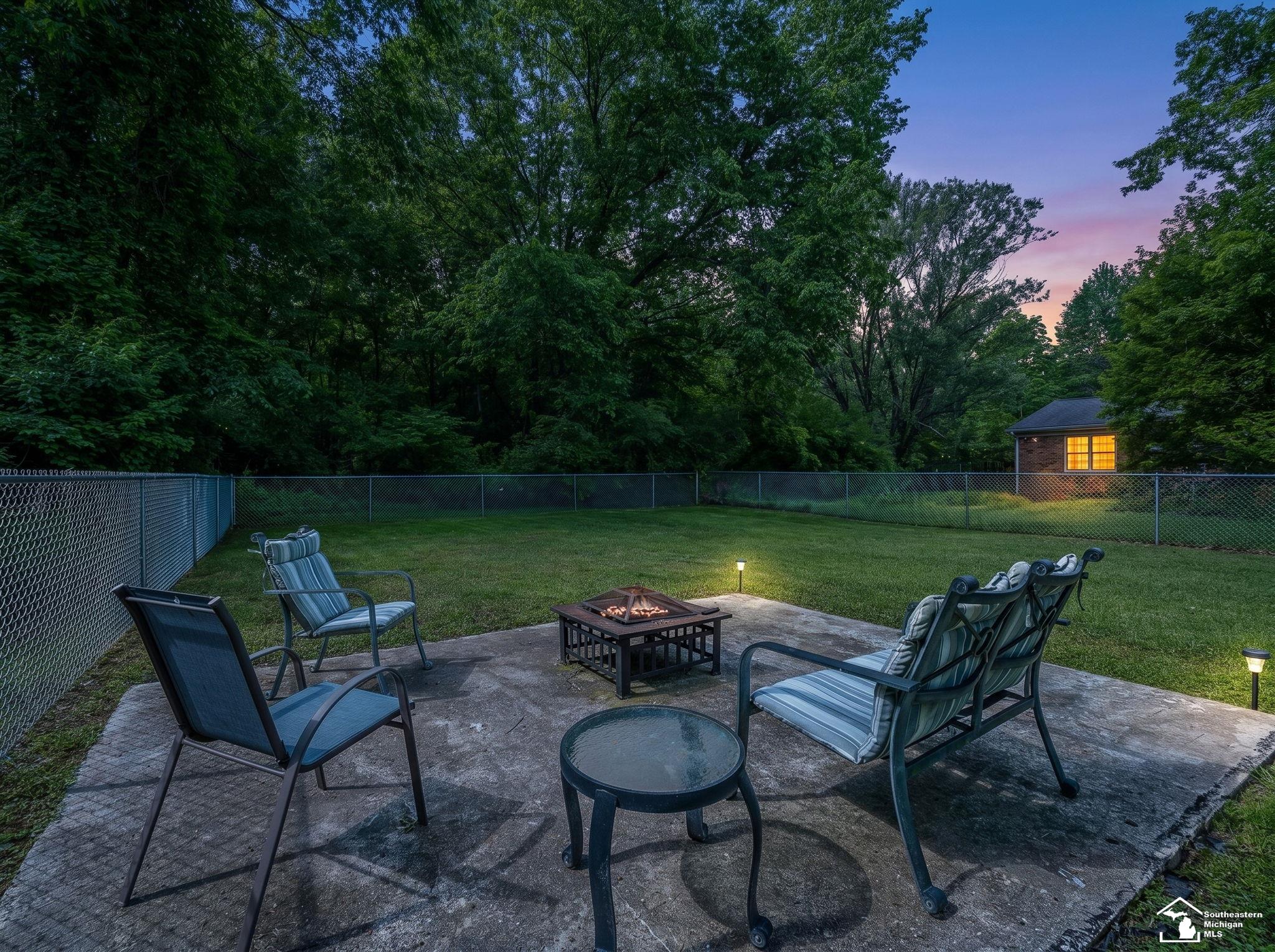 1149 W Dean Road