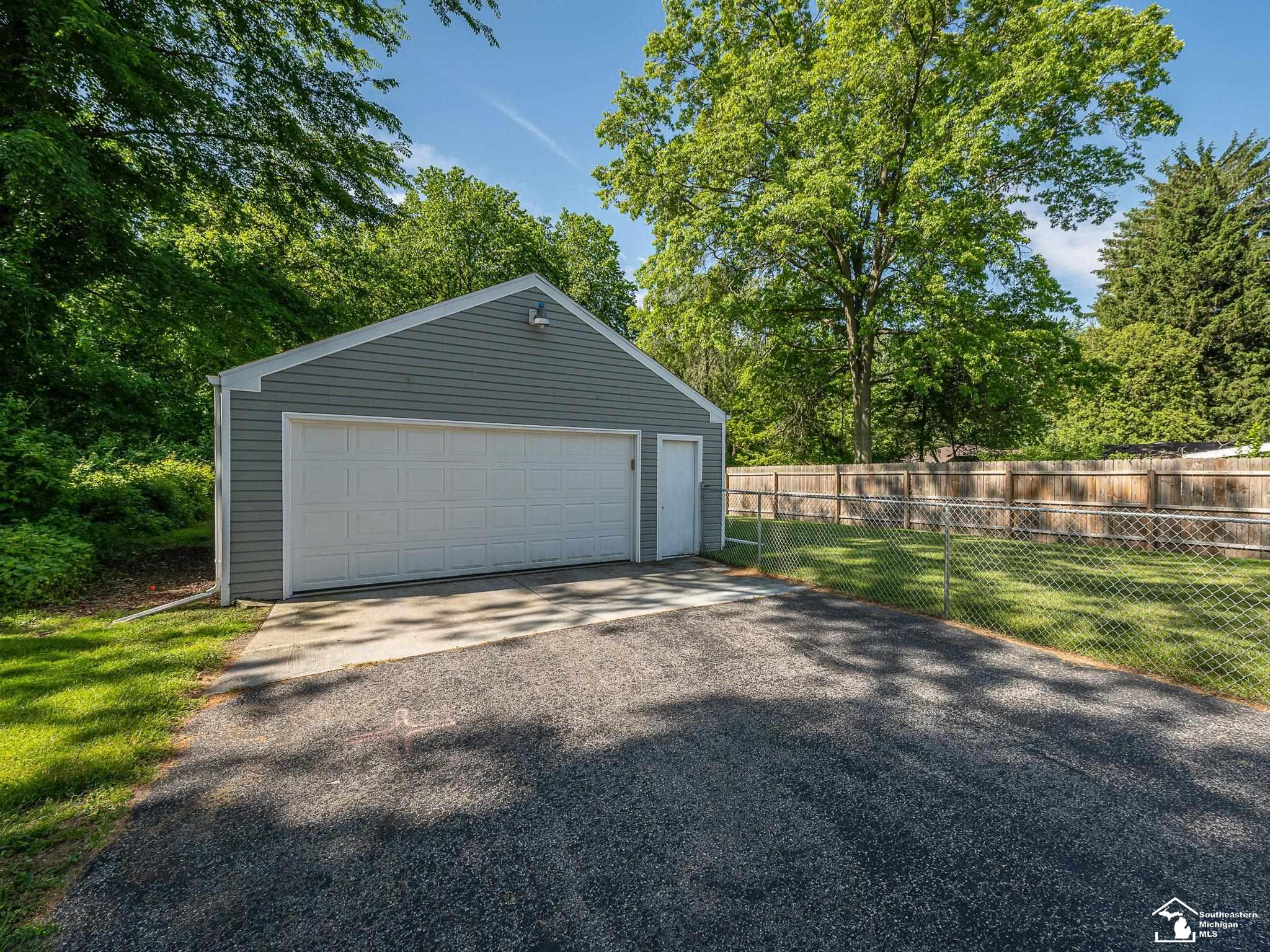 1149 W Dean Road