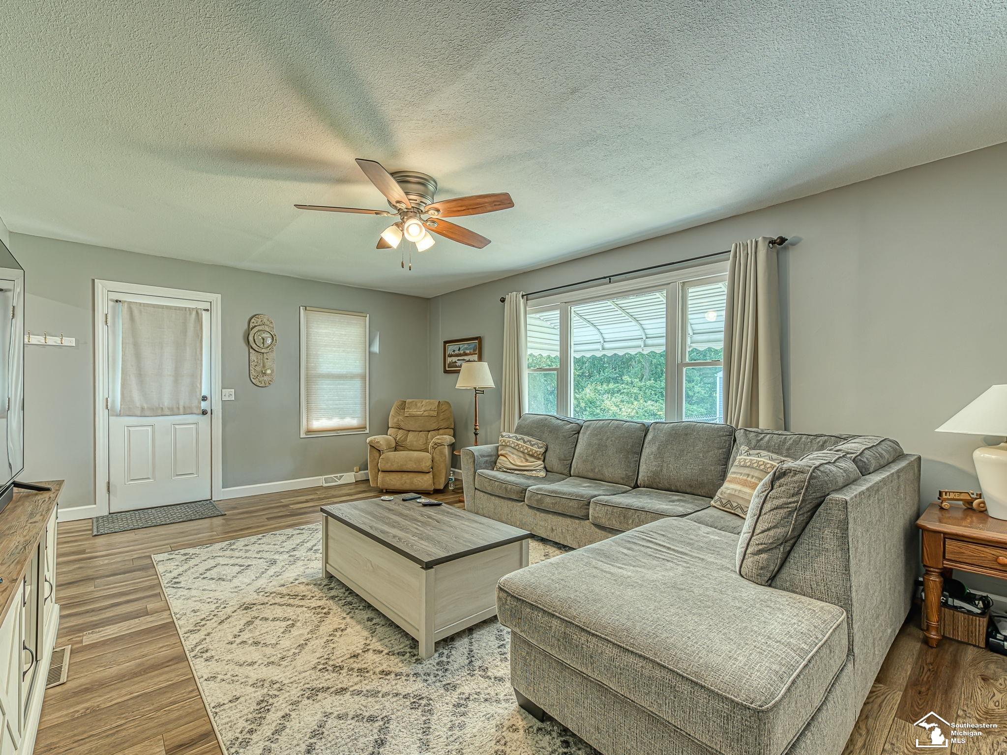 1149 W Dean Road
