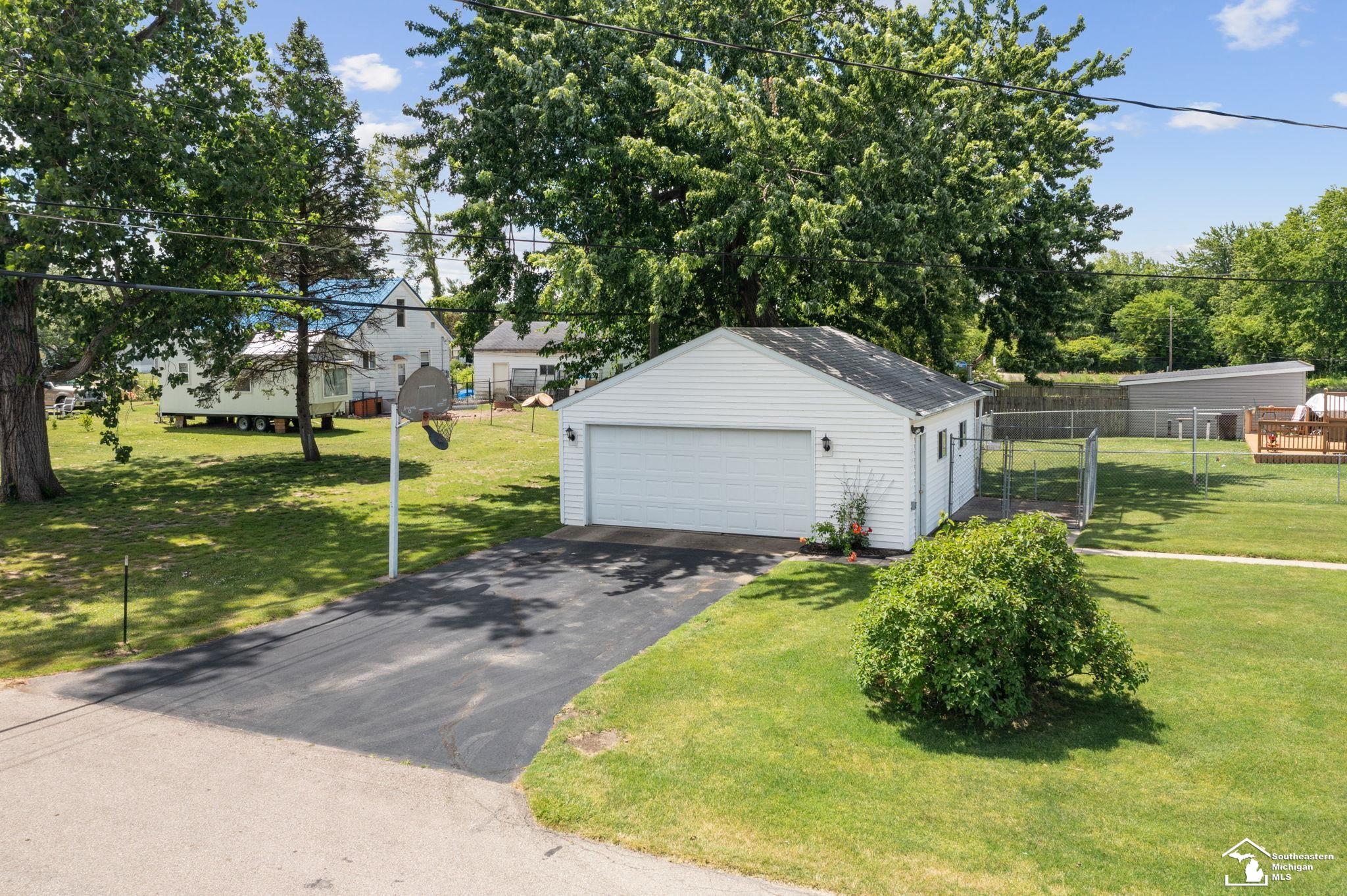 1011 Rambow Drive