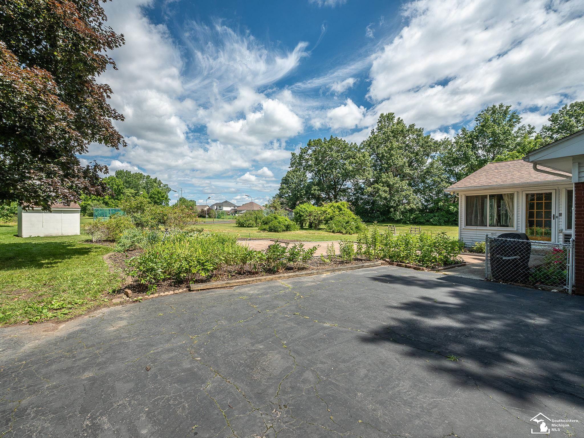 14359 S Dixie Highway