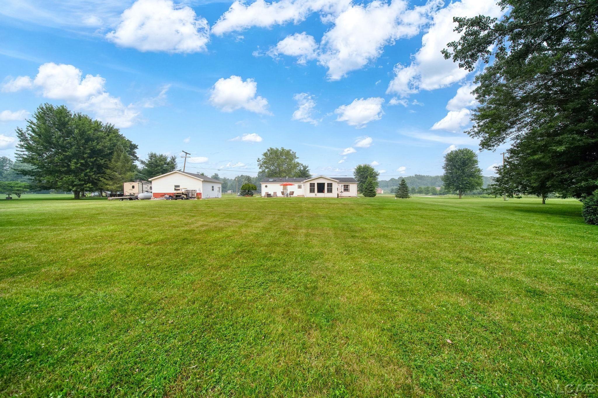 1052 Meanwell Road