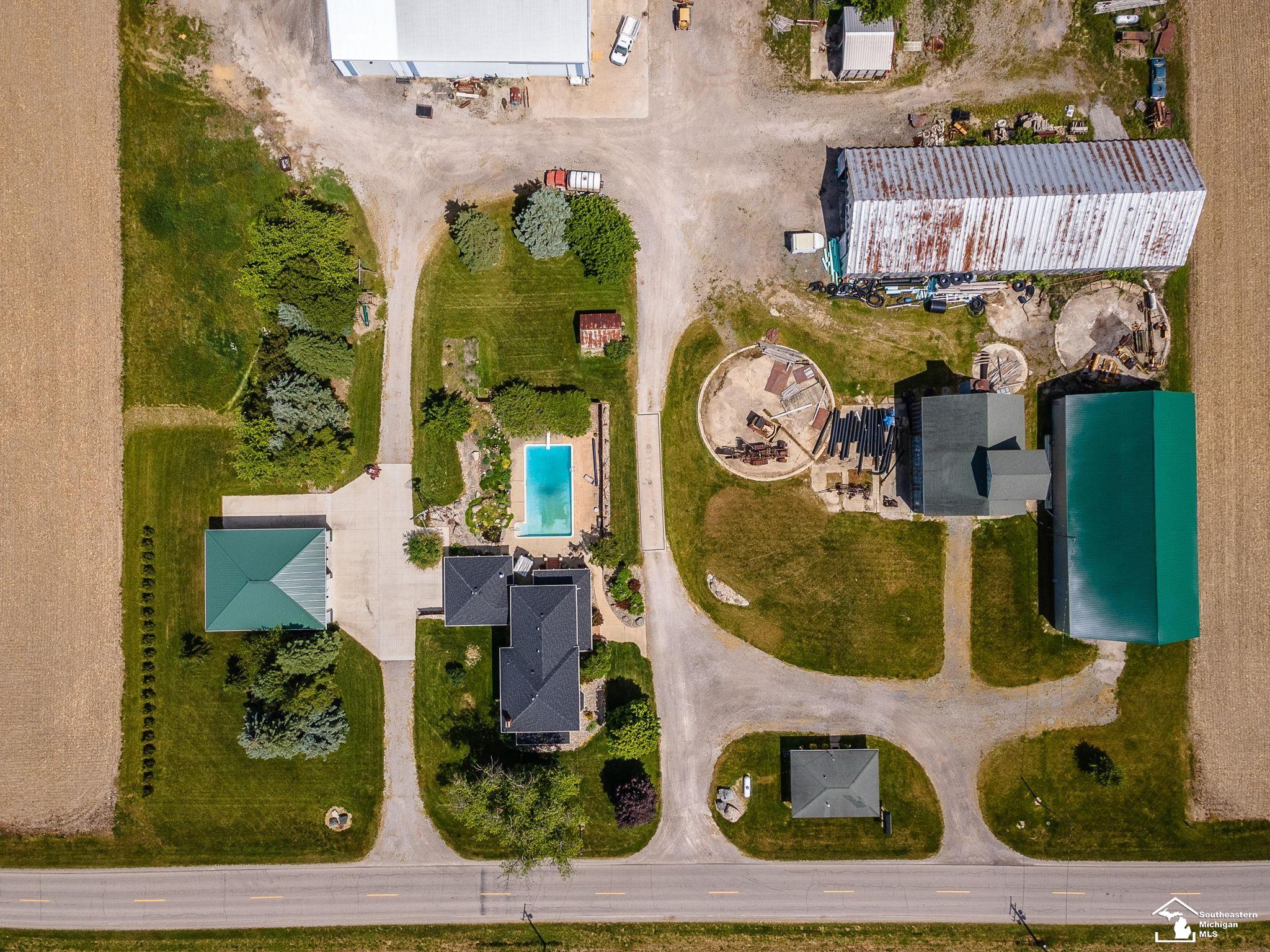 1661 Bucholtz Highway