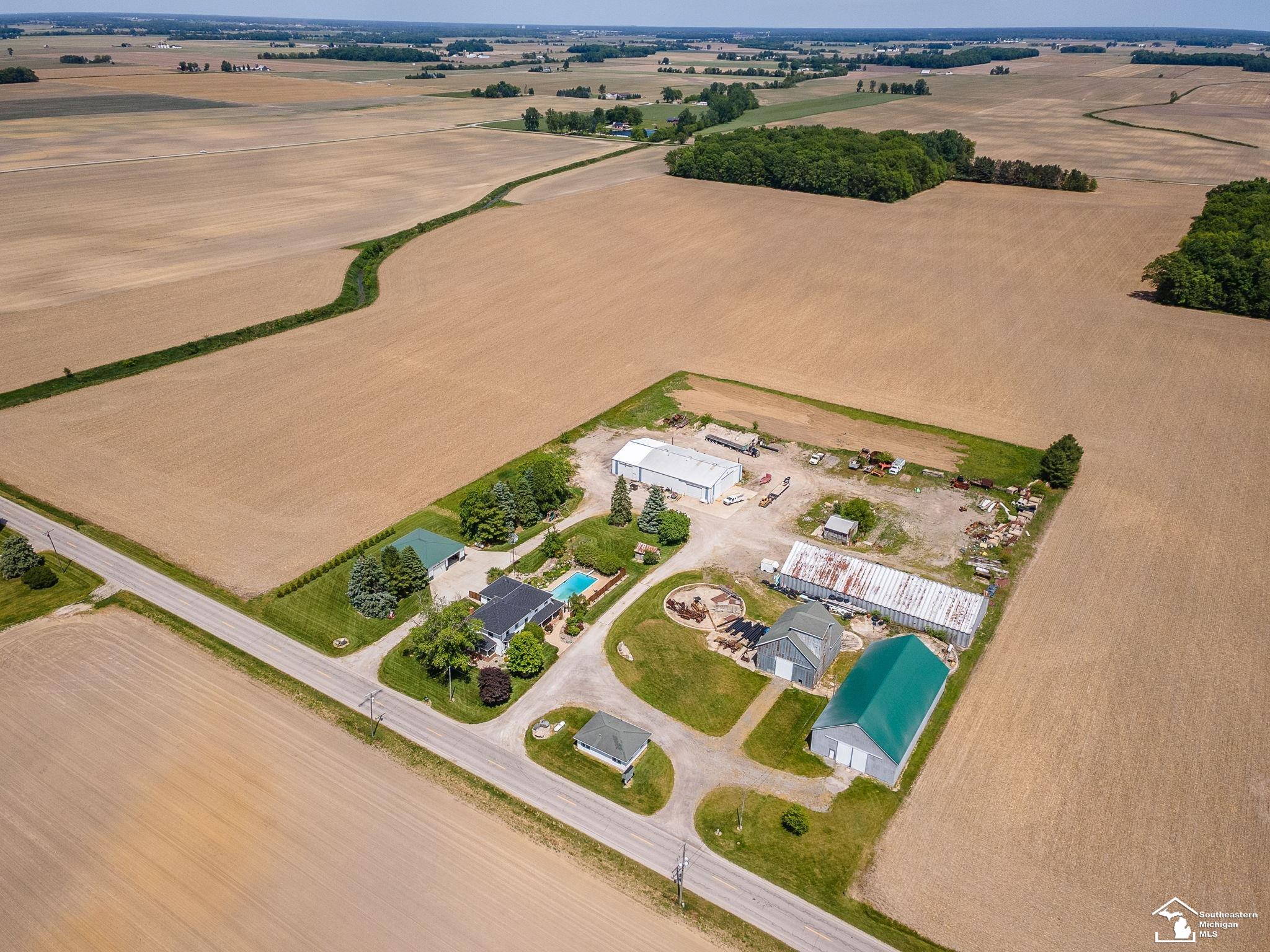 1661 Bucholtz Highway