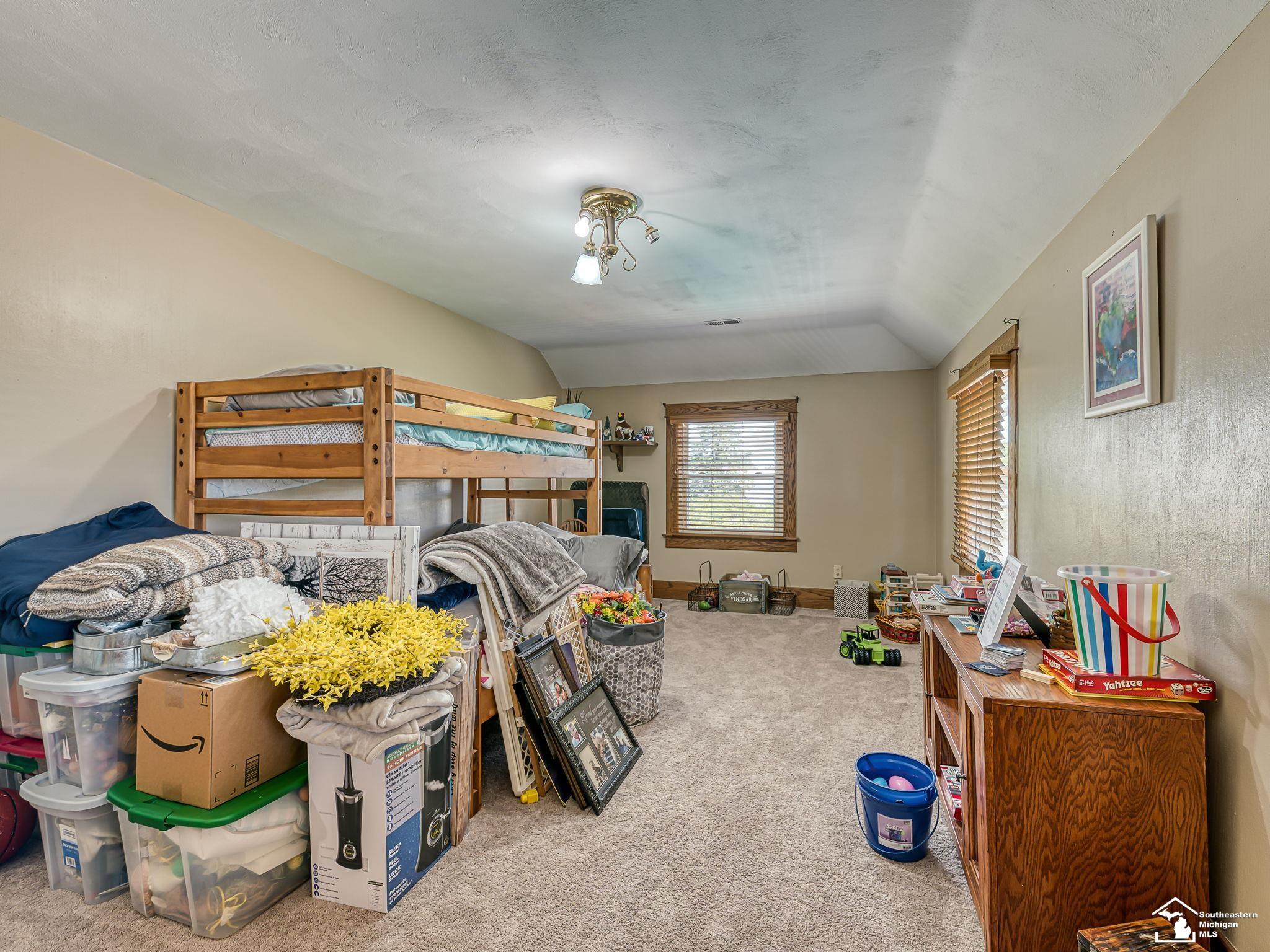 1661 Bucholtz Highway