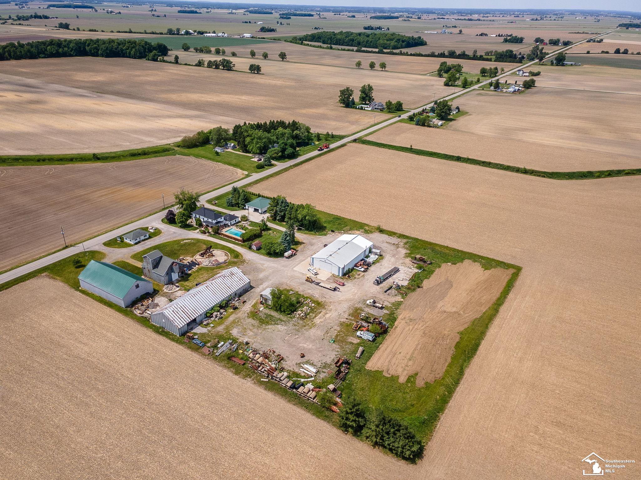 1661 Bucholtz Highway