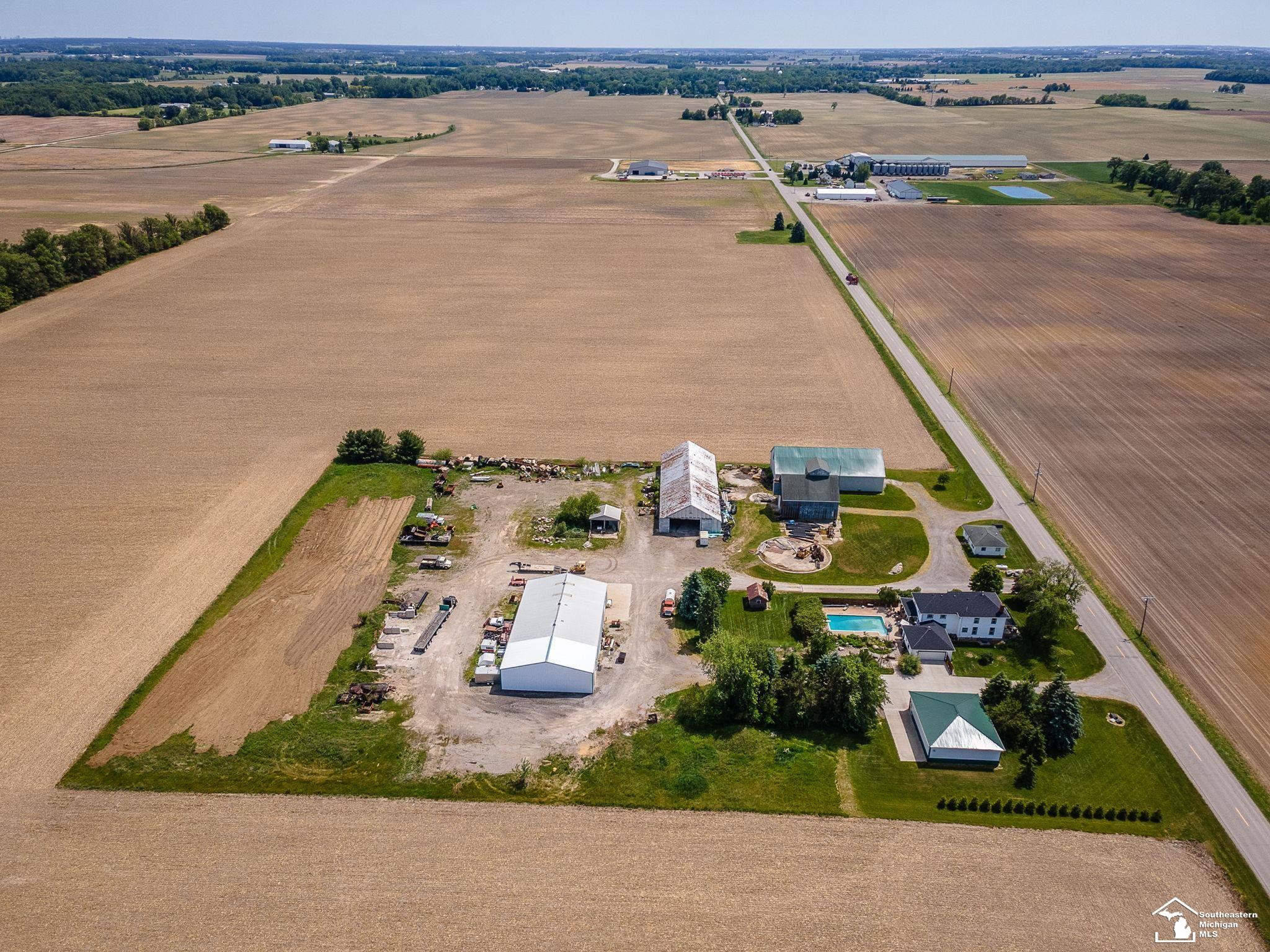 1661 Bucholtz Highway