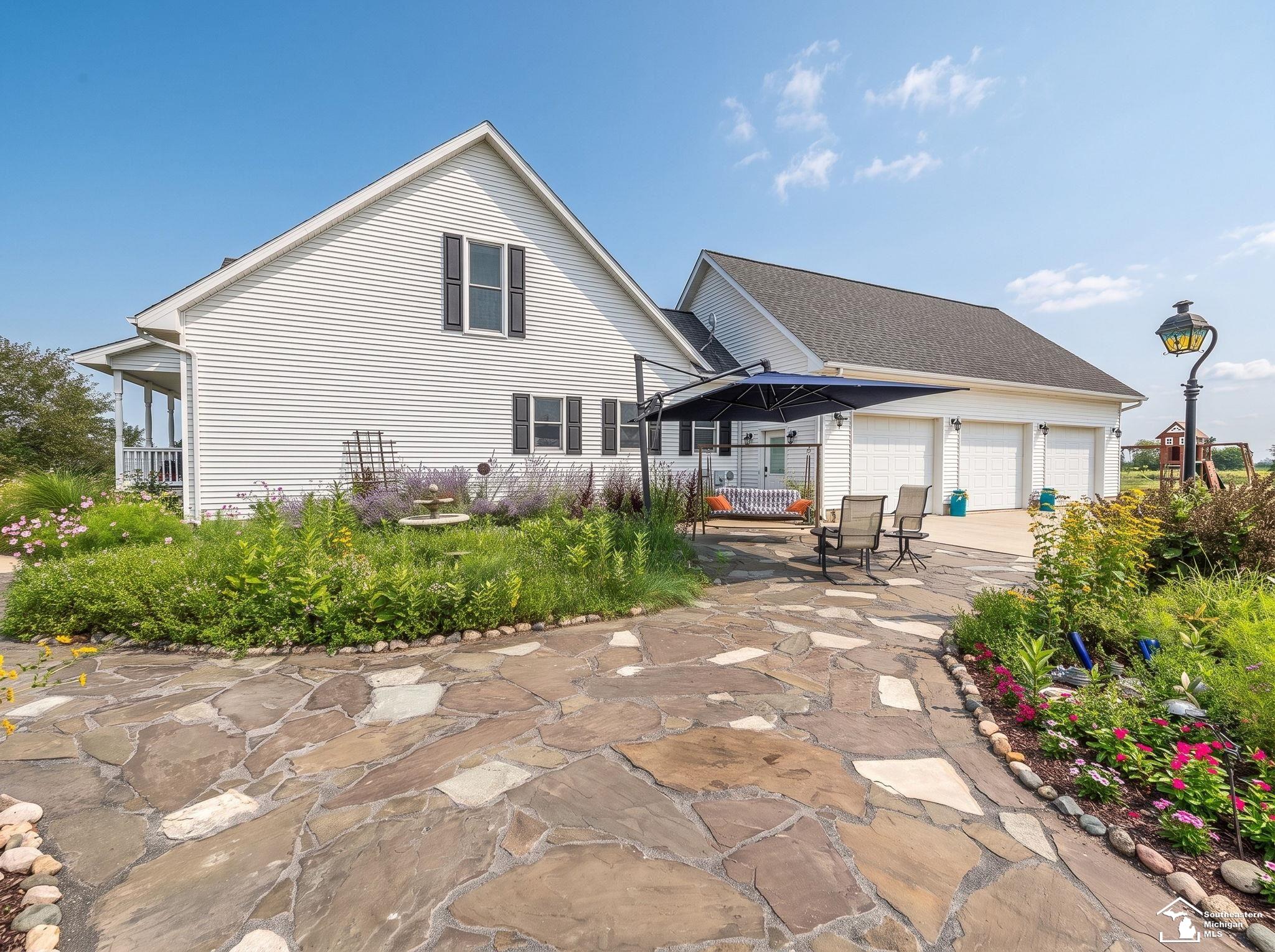 6768 Dennison Road