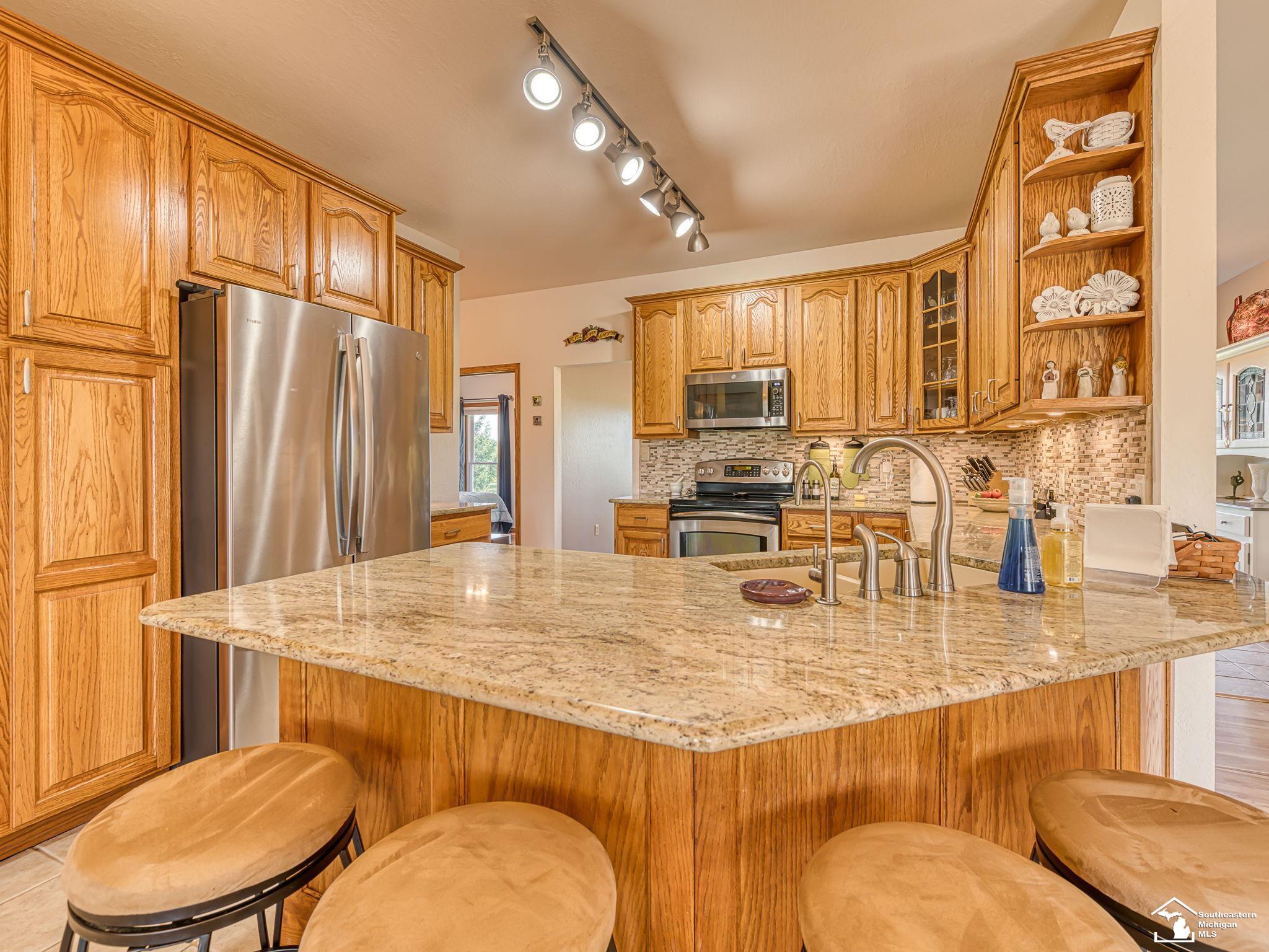 6768 Dennison Road