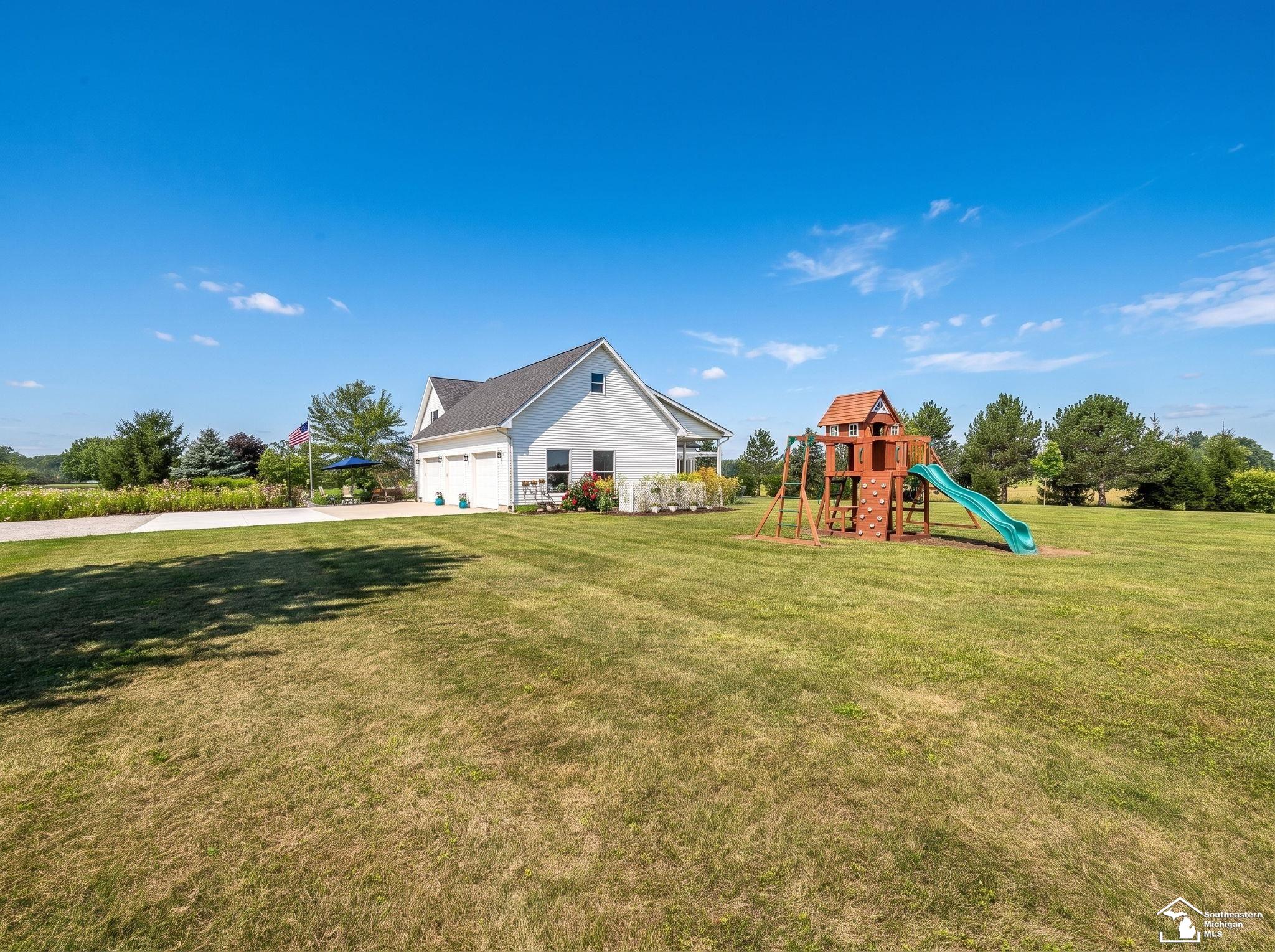 6768 Dennison Road