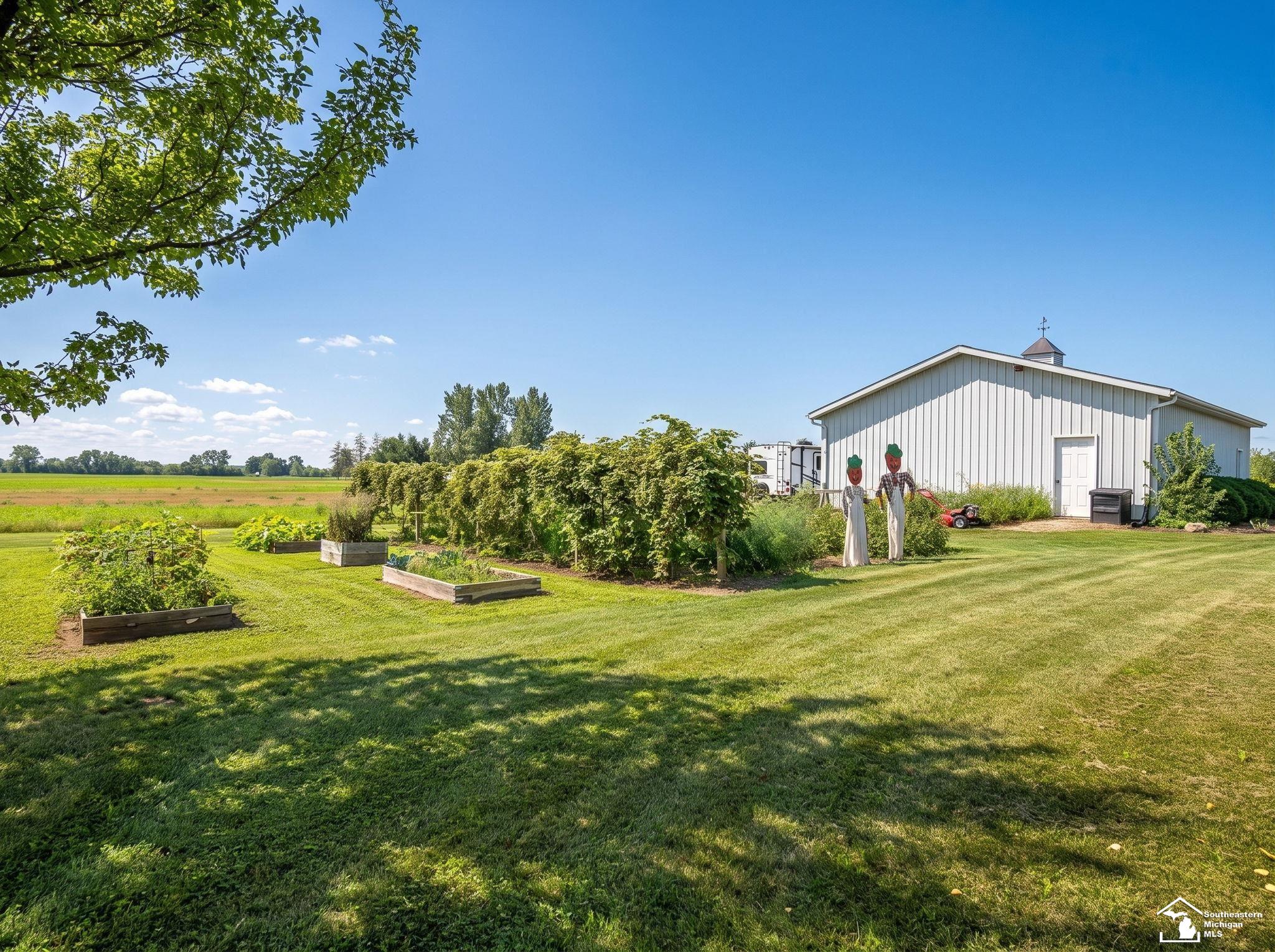 6768 Dennison Road