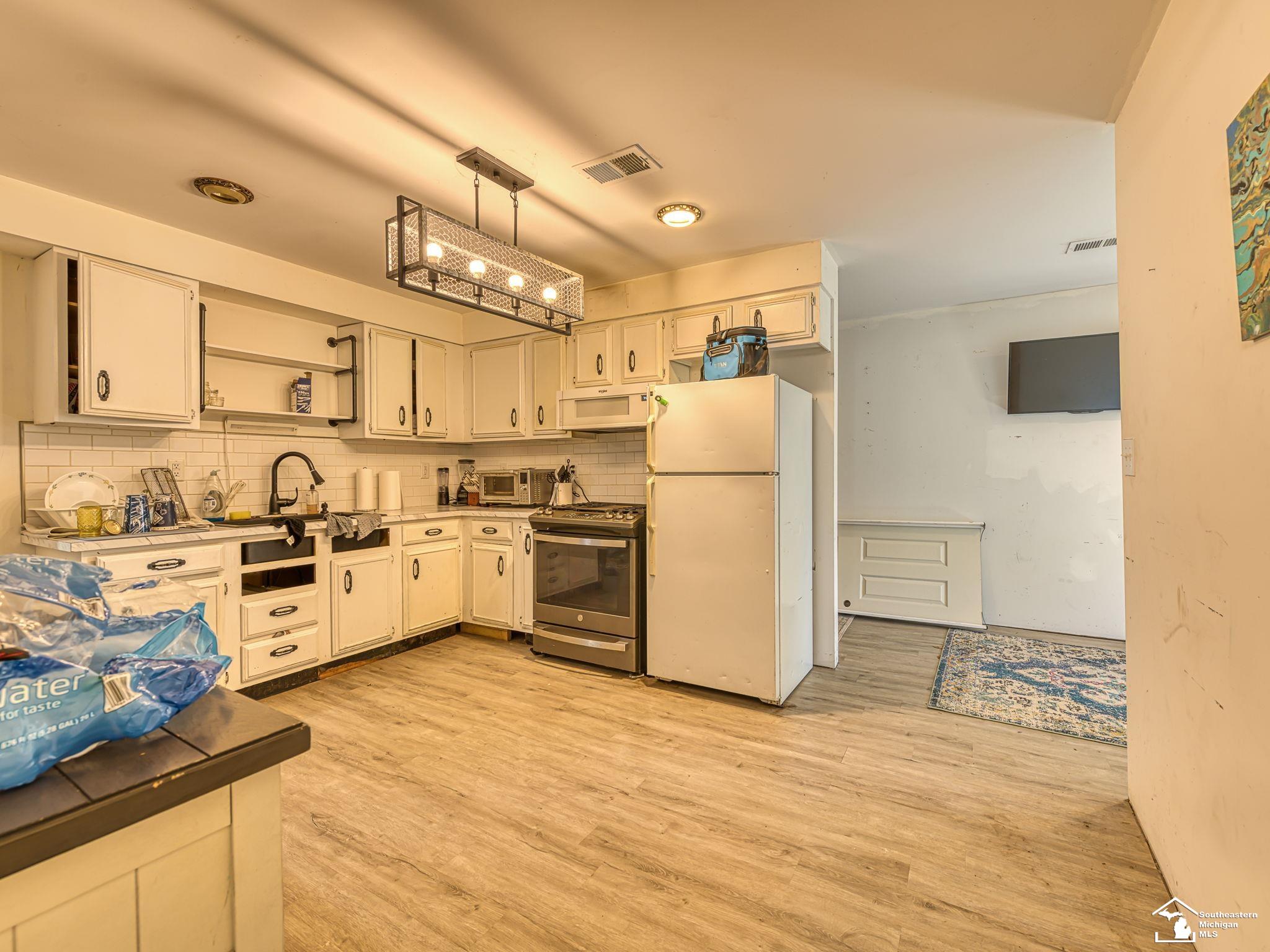 18318 Kent Road