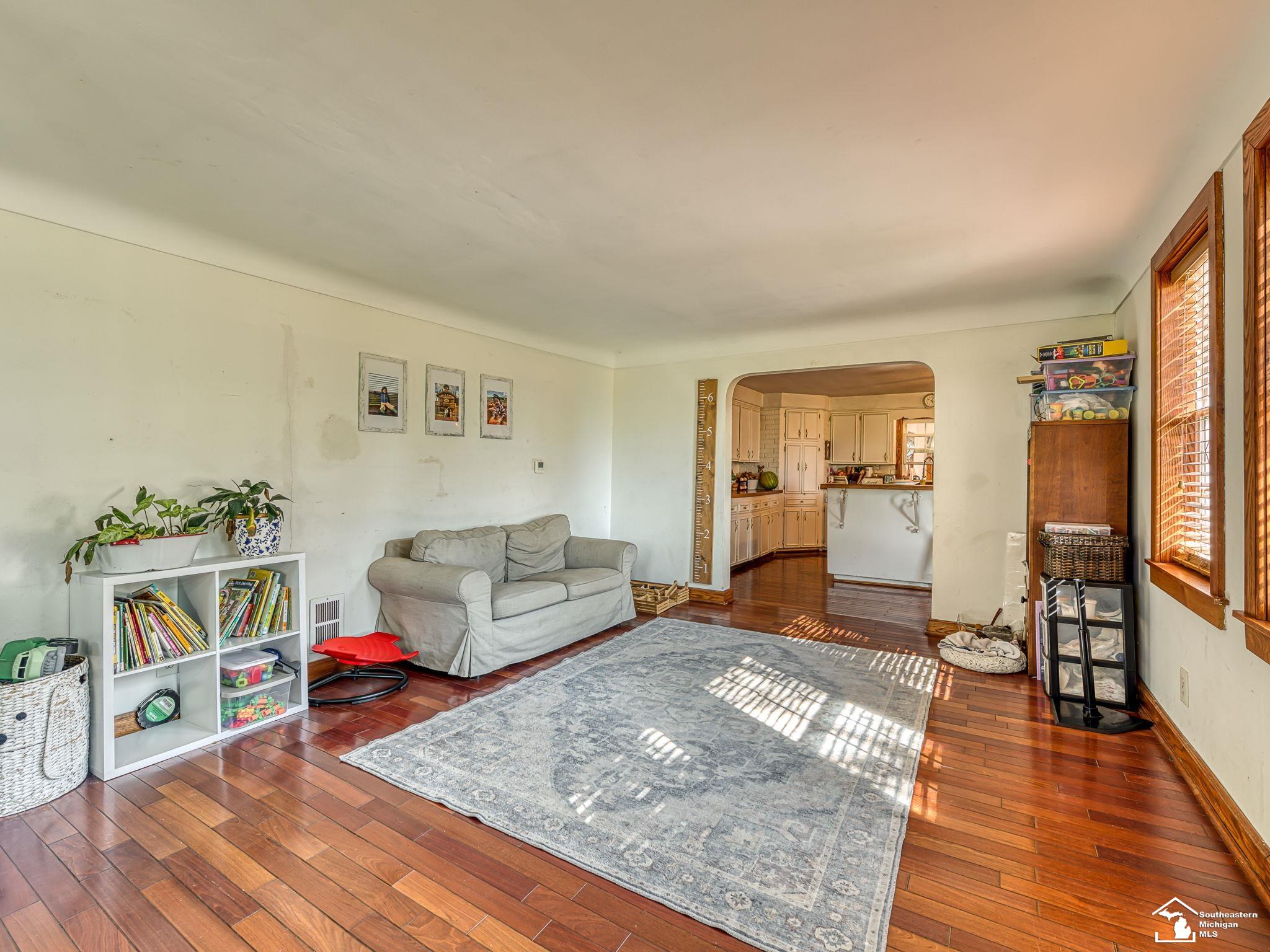 18318 Kent Road
