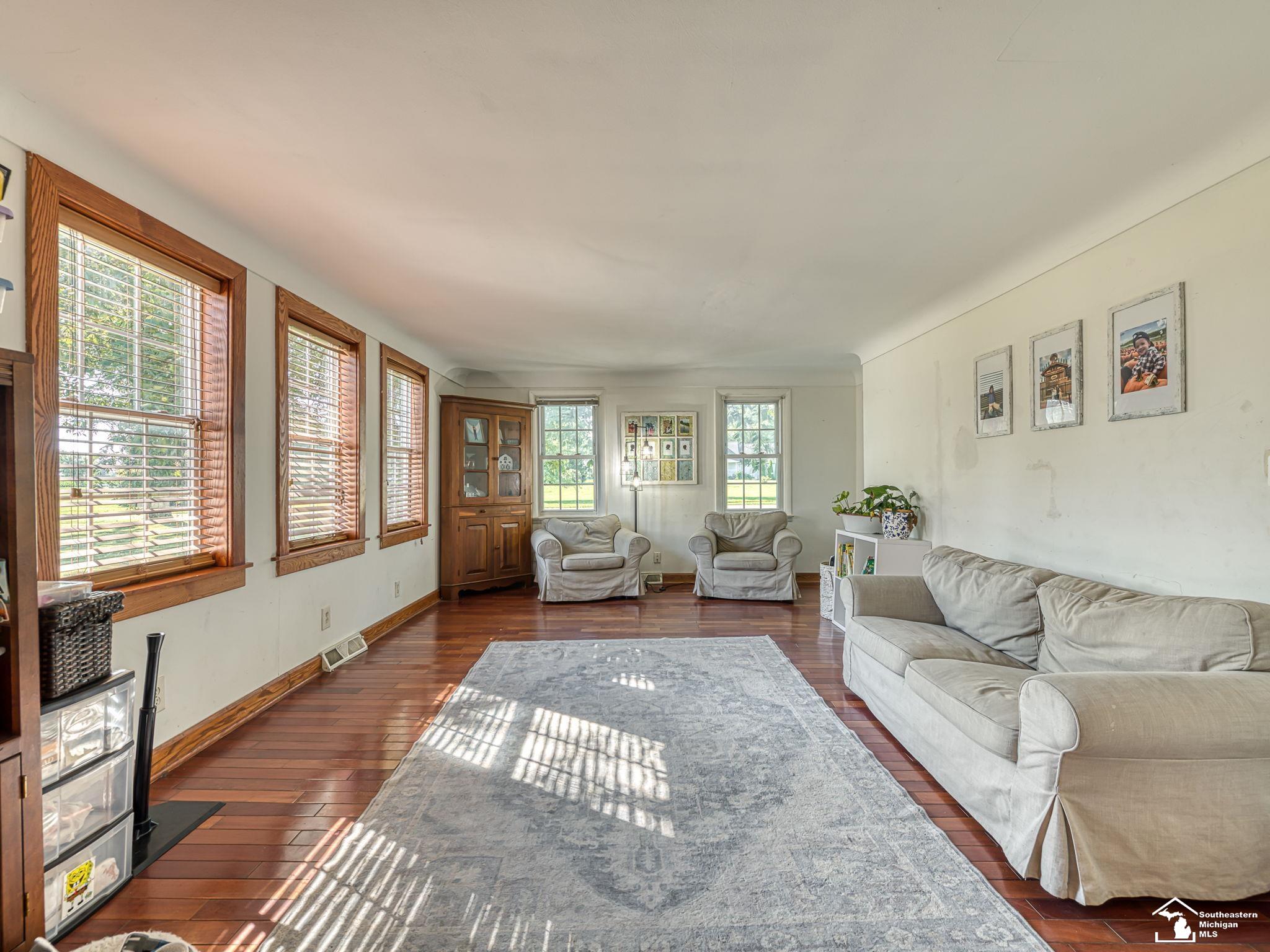 18318 Kent Road