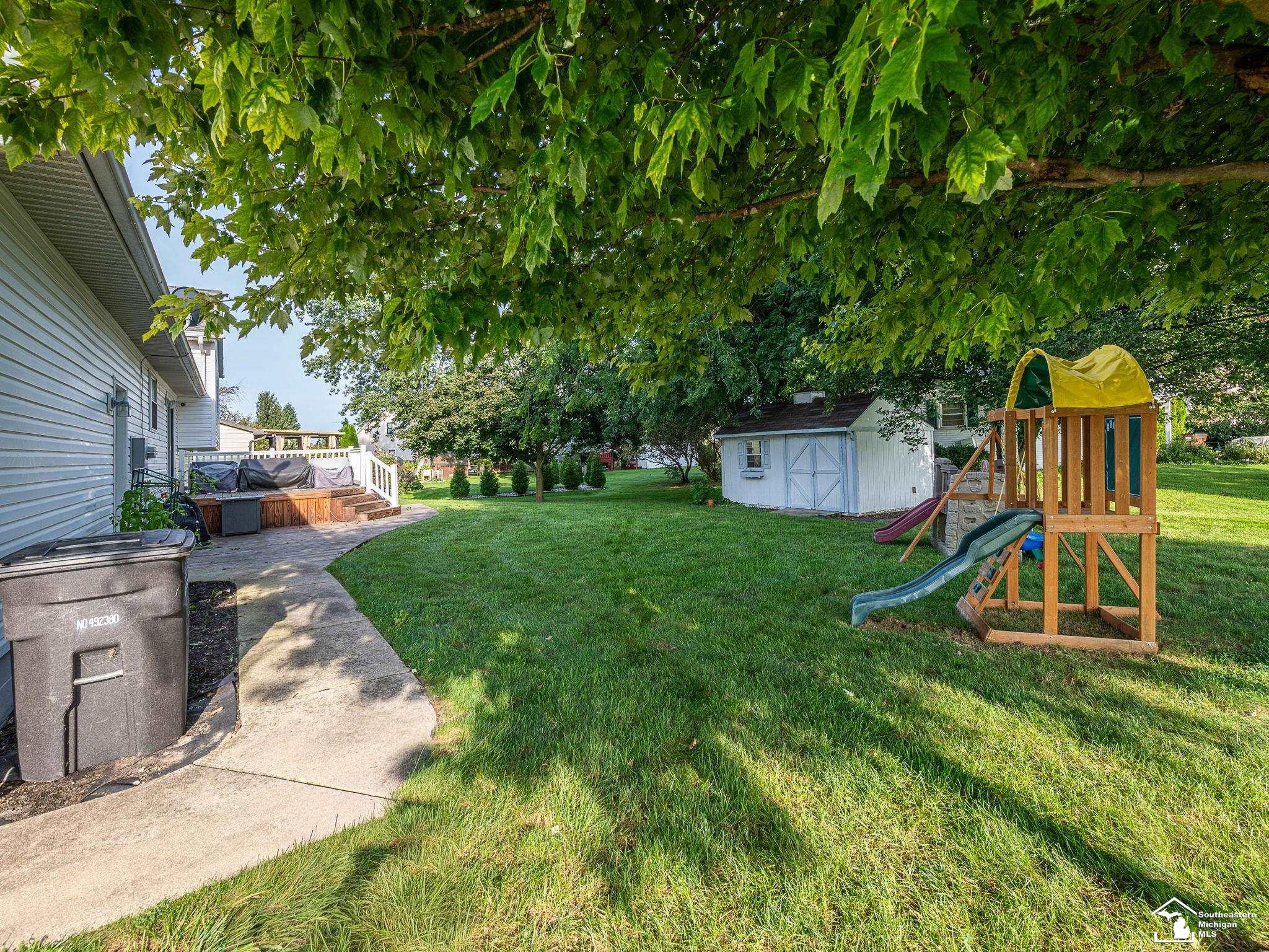 402 East Boulevard