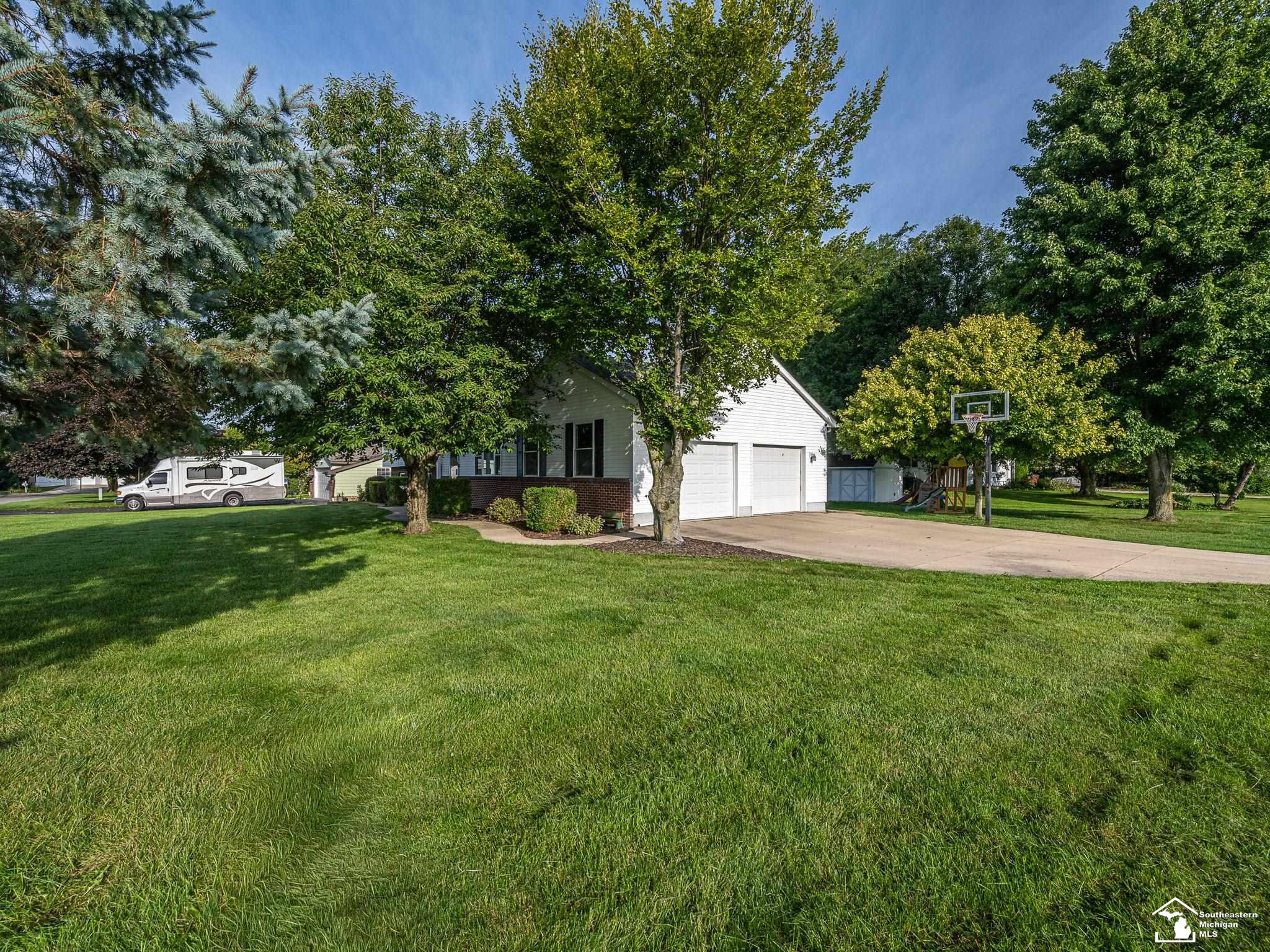 402 East Boulevard
