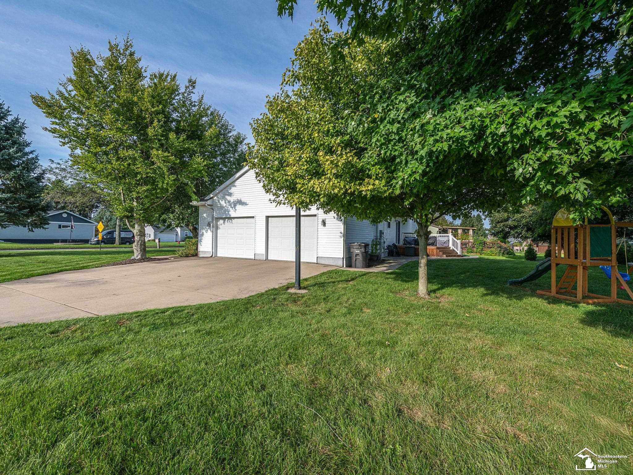 402 East Boulevard