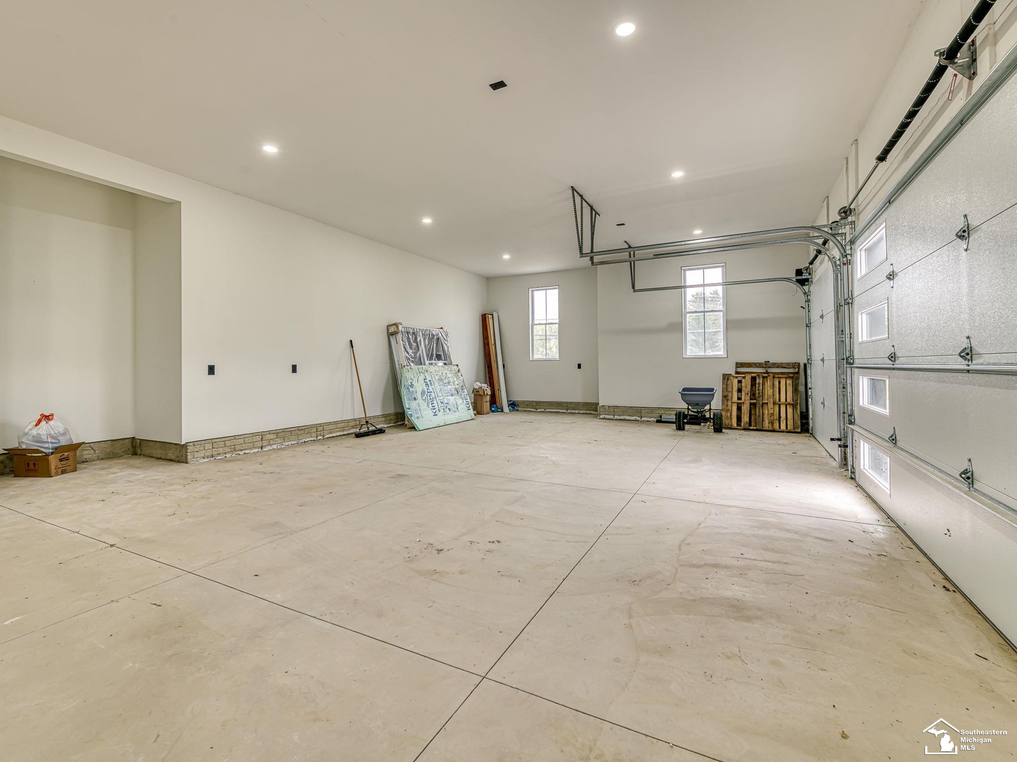 2706 S Custer Road