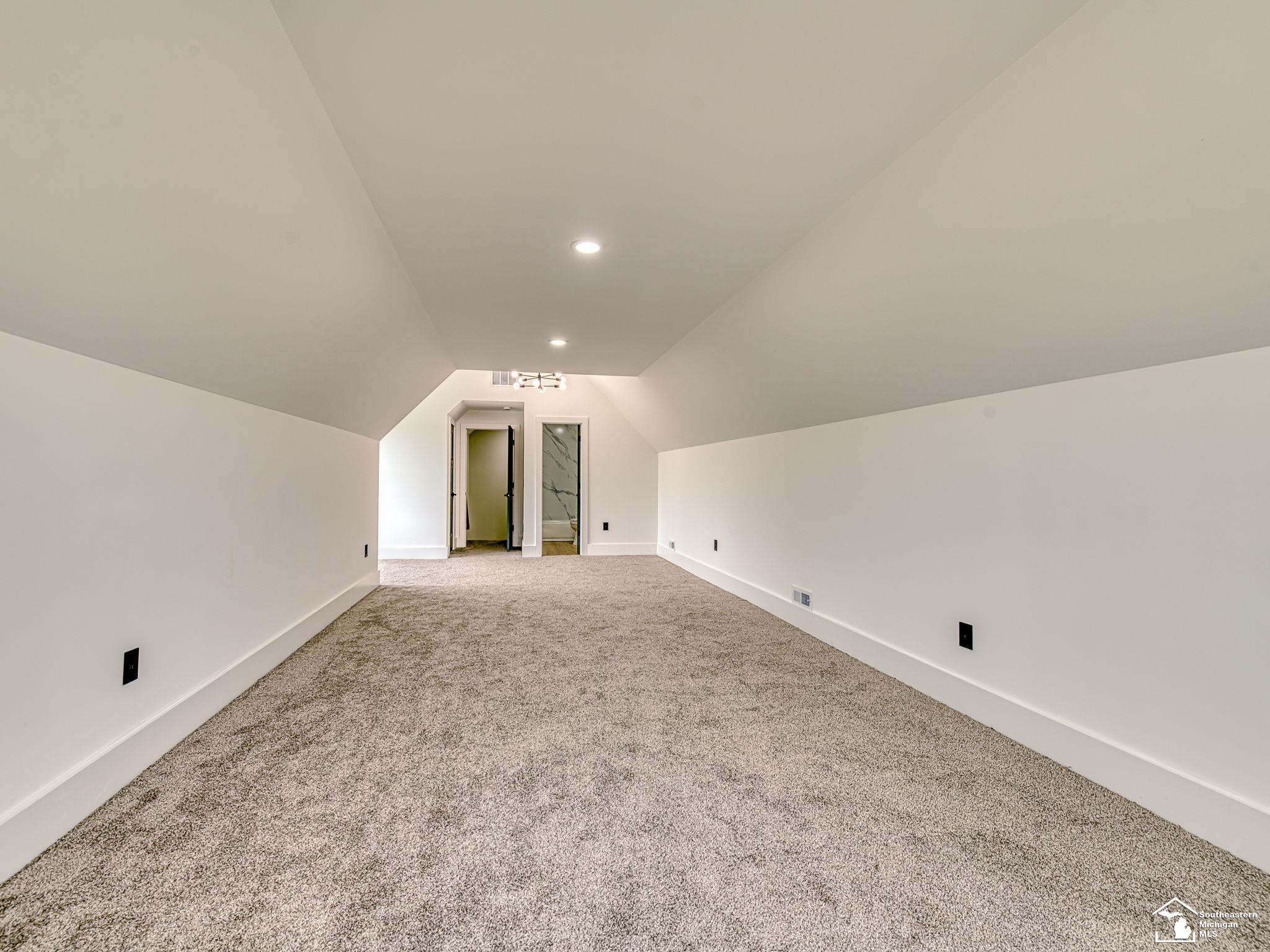 2706 S Custer Road